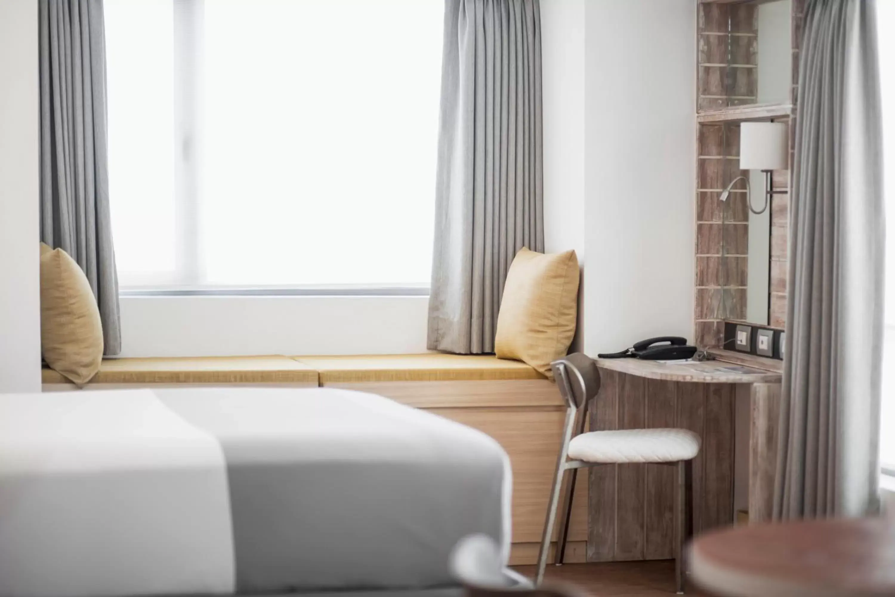 Seating area, Bed in TRYP by Wyndham Mall of Asia Manila