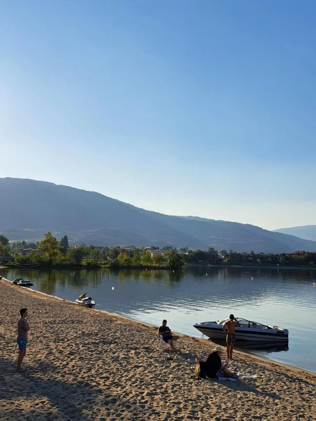 Beach in Richter Pass Beach Resort