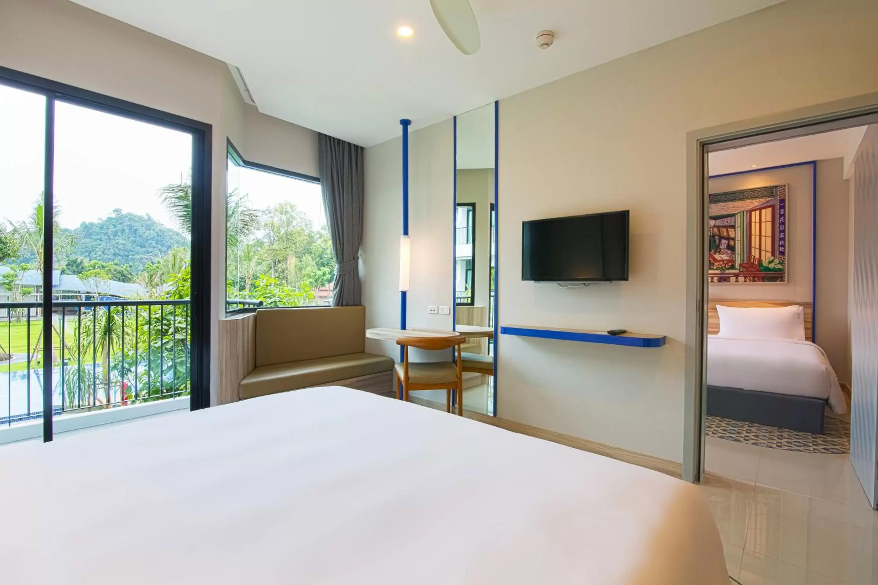 TV and multimedia, Bed in Holiday Style Ao Nang Beach Resort, Krabi TV and multimedia, Bed in Holiday Style Ao Nang Beach Resort, Krabi