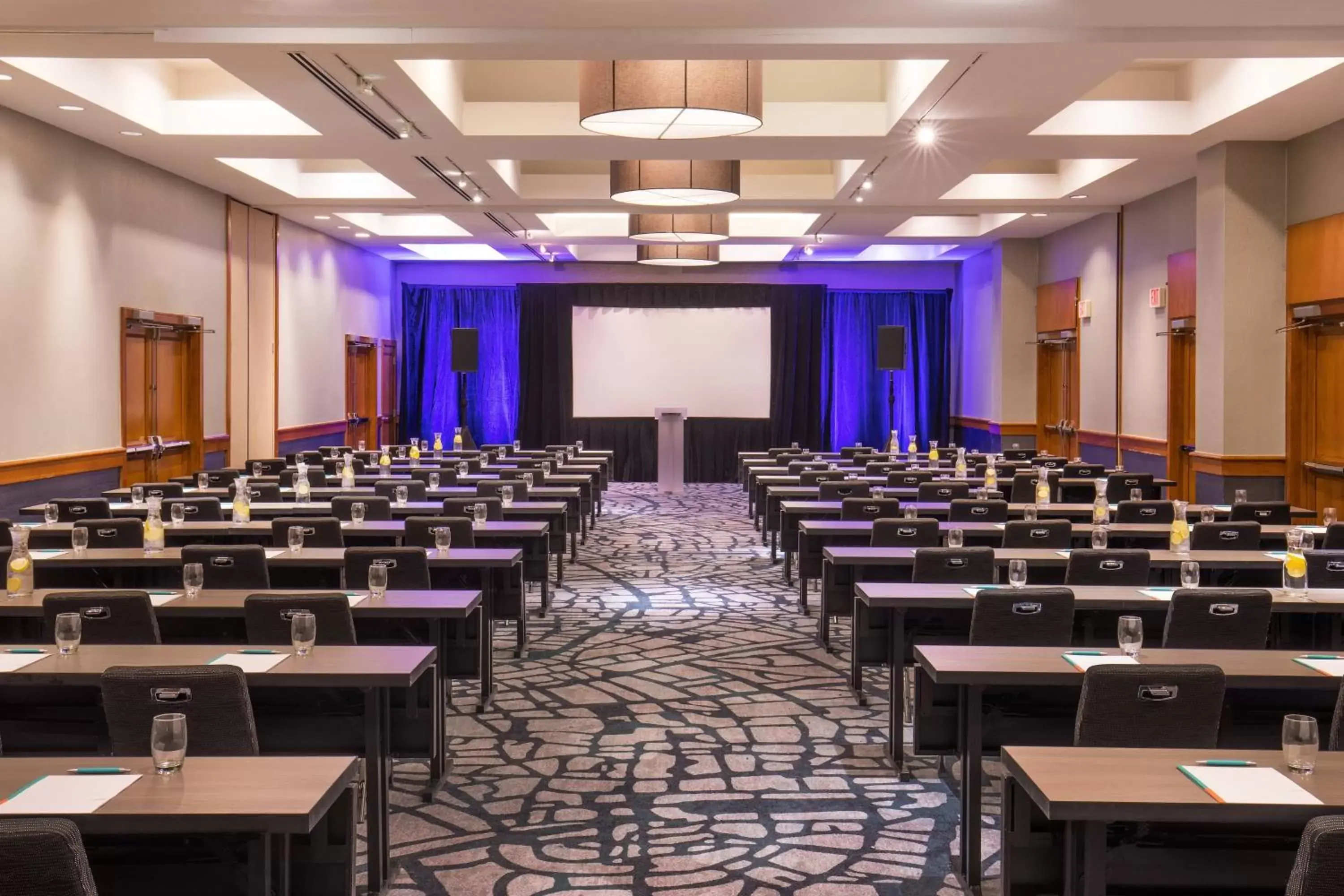 Meeting/conference room in Le Meridien Boston Cambridge