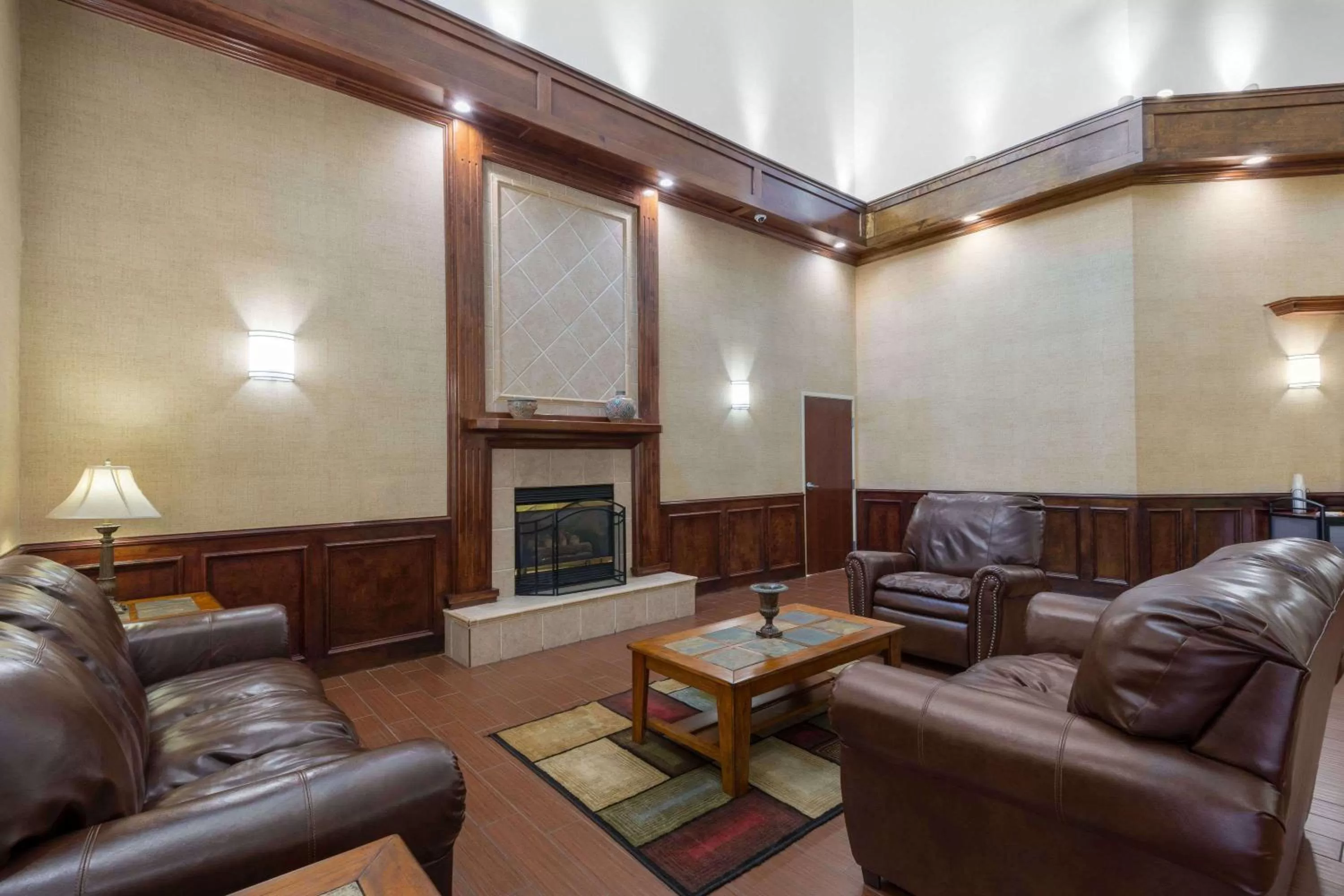 Lobby or reception in Baymont by Wyndham Colorado Springs