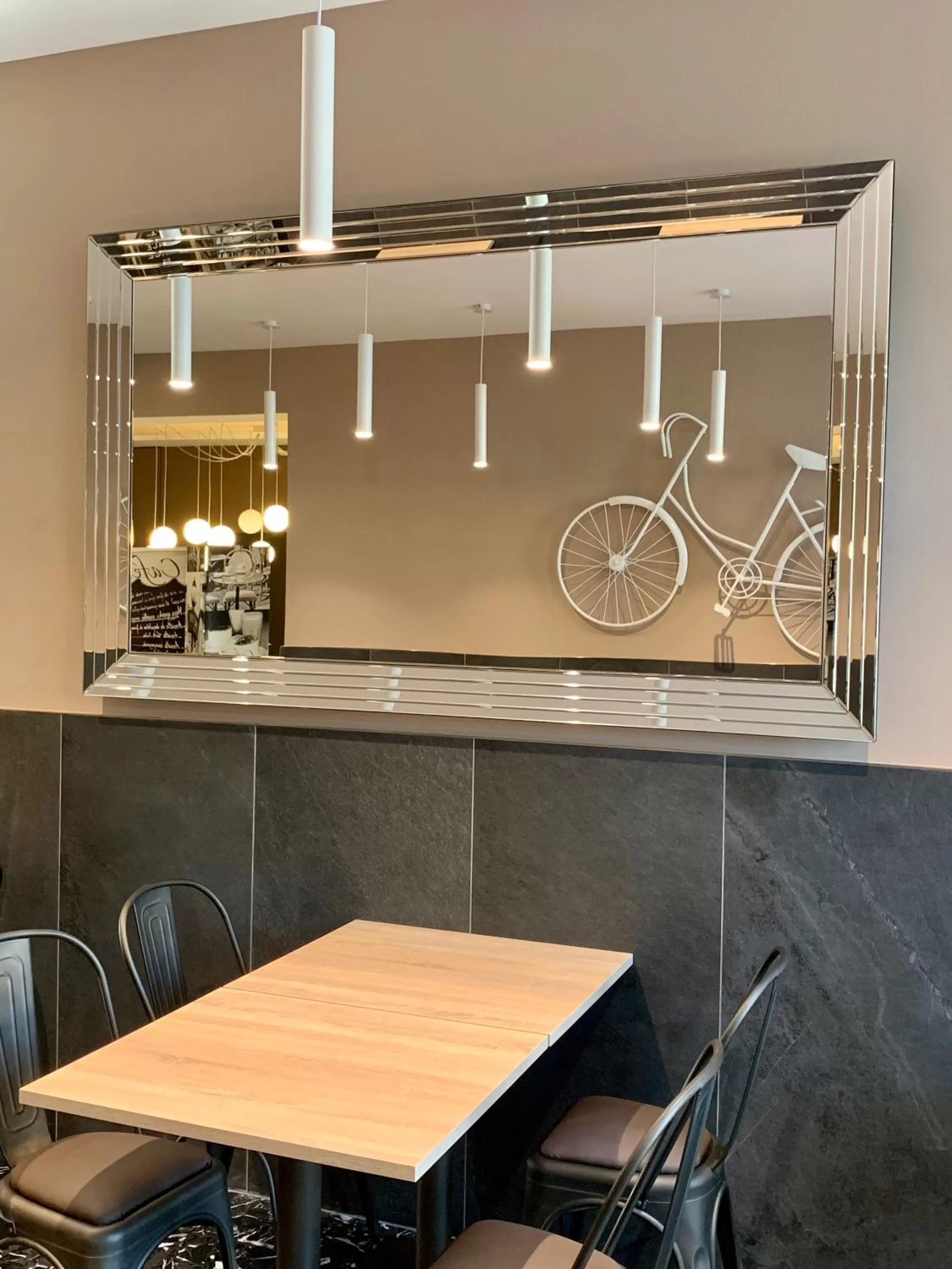 Breakfast in Hotel Ariston