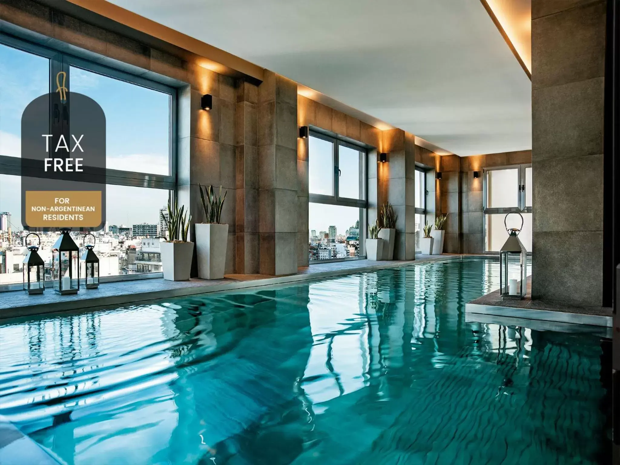 Swimming Pool in Alvear Palace Hotel - Leading Hotels of the World Swimming Pool in Alvear Palace Hotel - Leading Hotels of the World