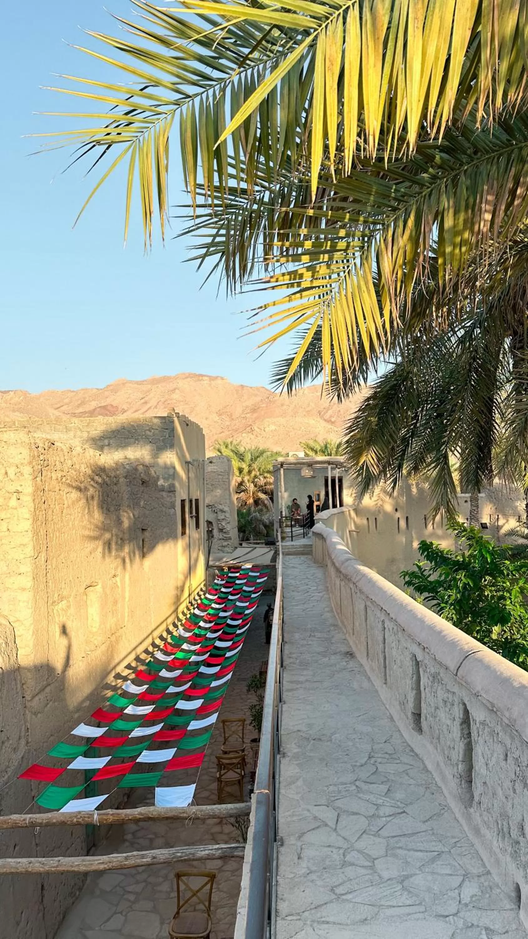 Bustan inn by Alley Escape