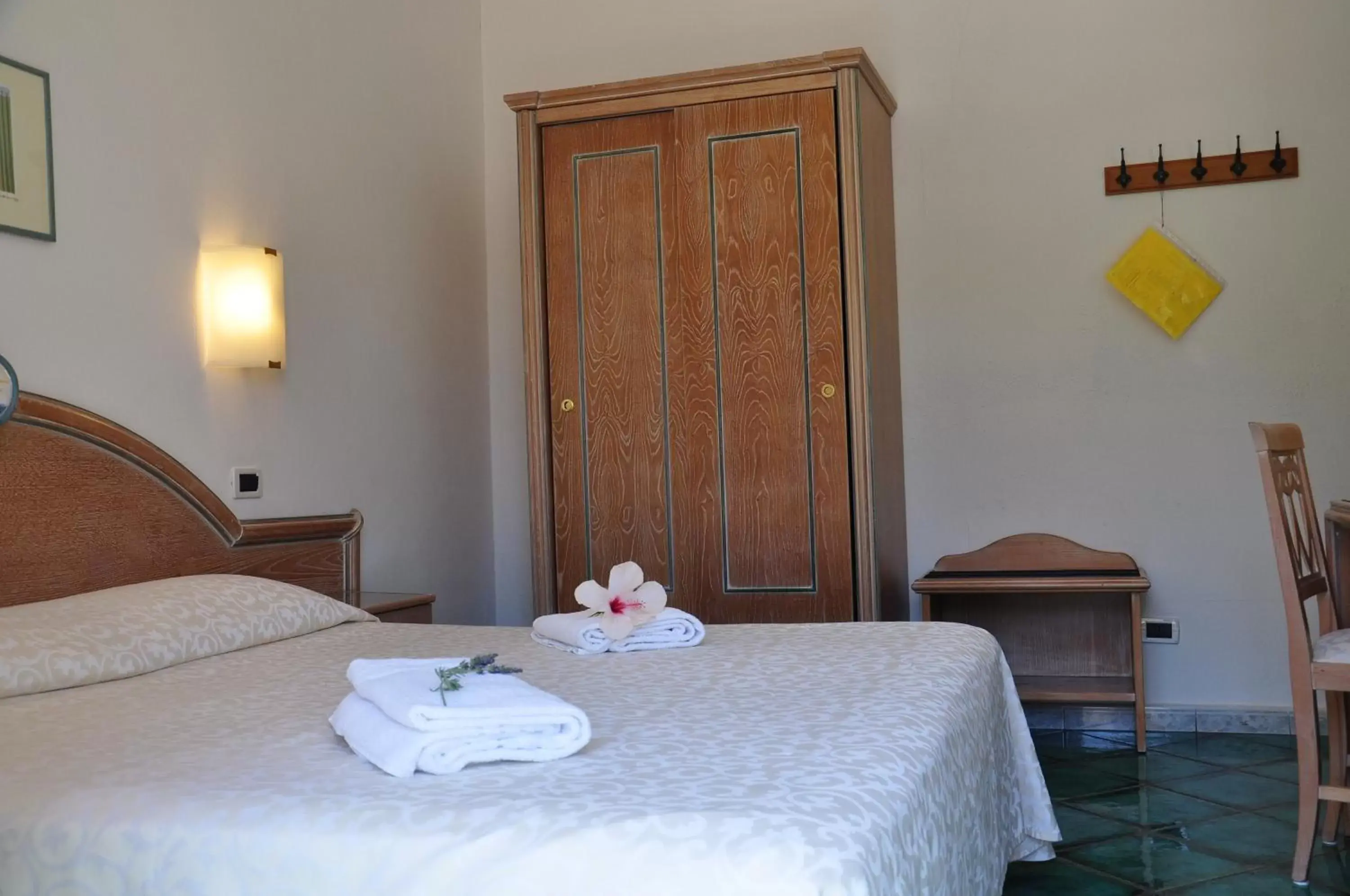 Bedroom, Bed in Hotel La Marticana