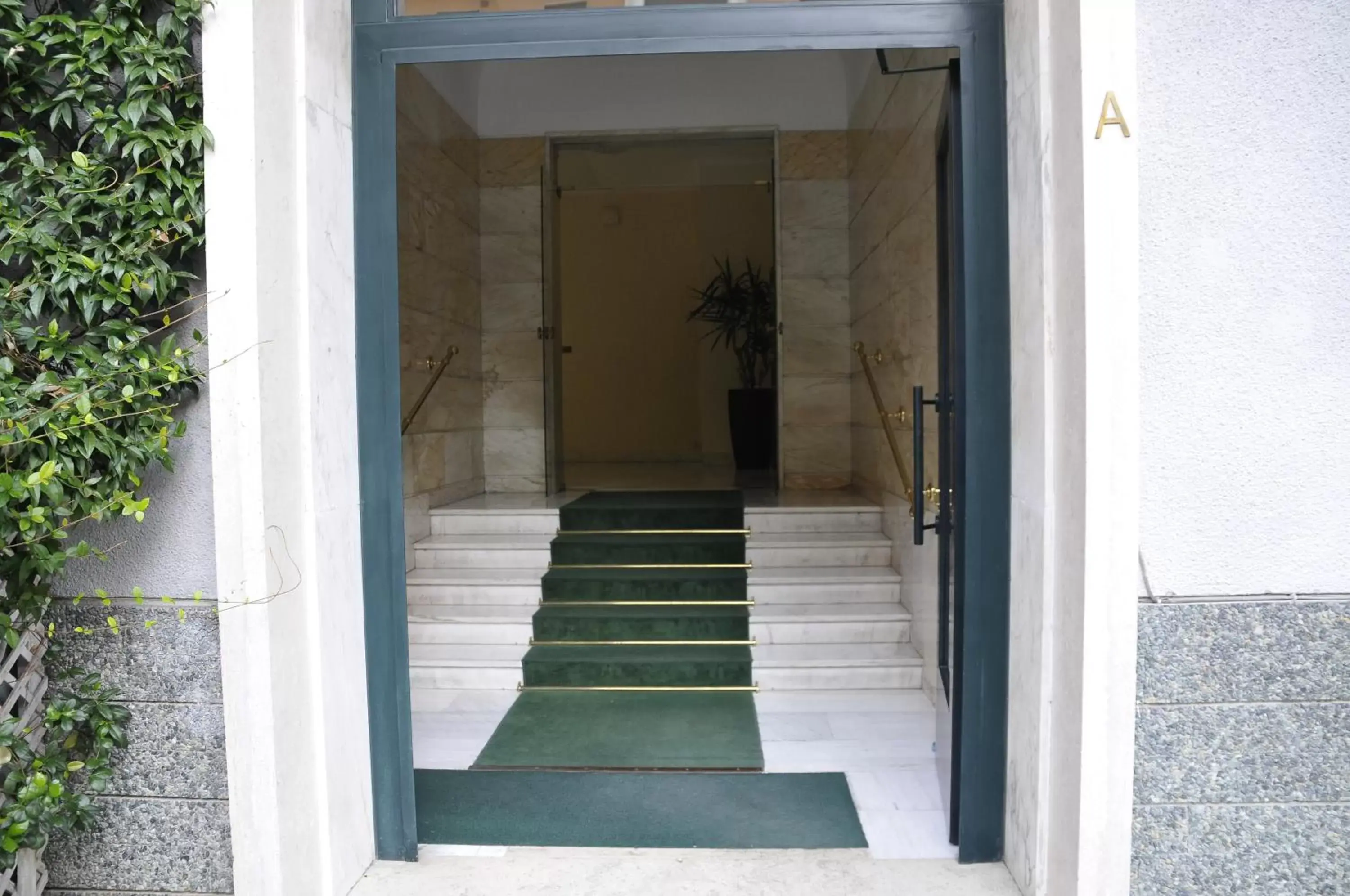 Facade/entrance in Sweet Home Parioli