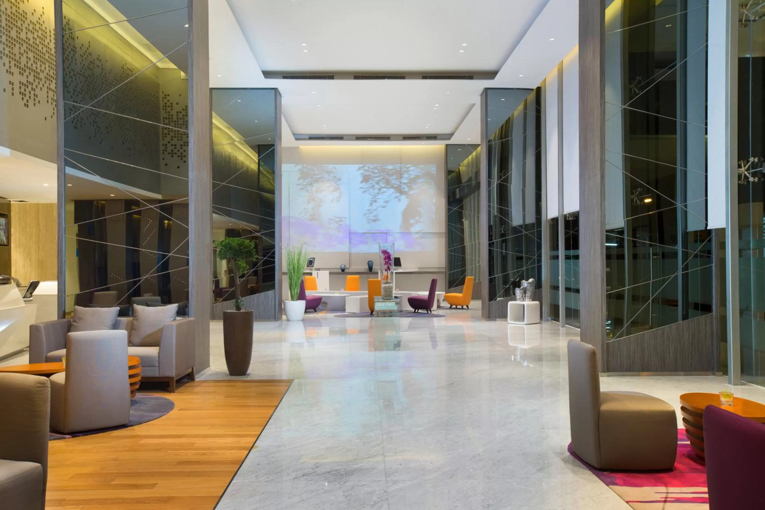 Lobby or reception in Novotel Makassar Grand Shayla
