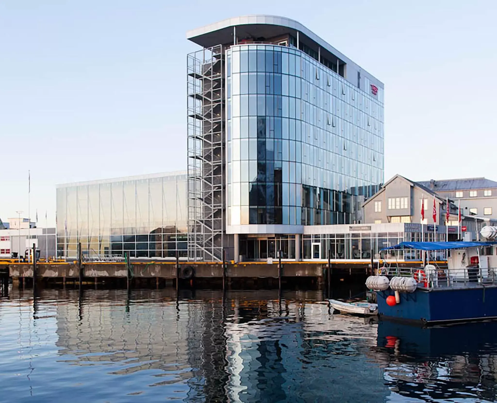 Facade/entrance, Property Building in Thon Hotel Lofoten