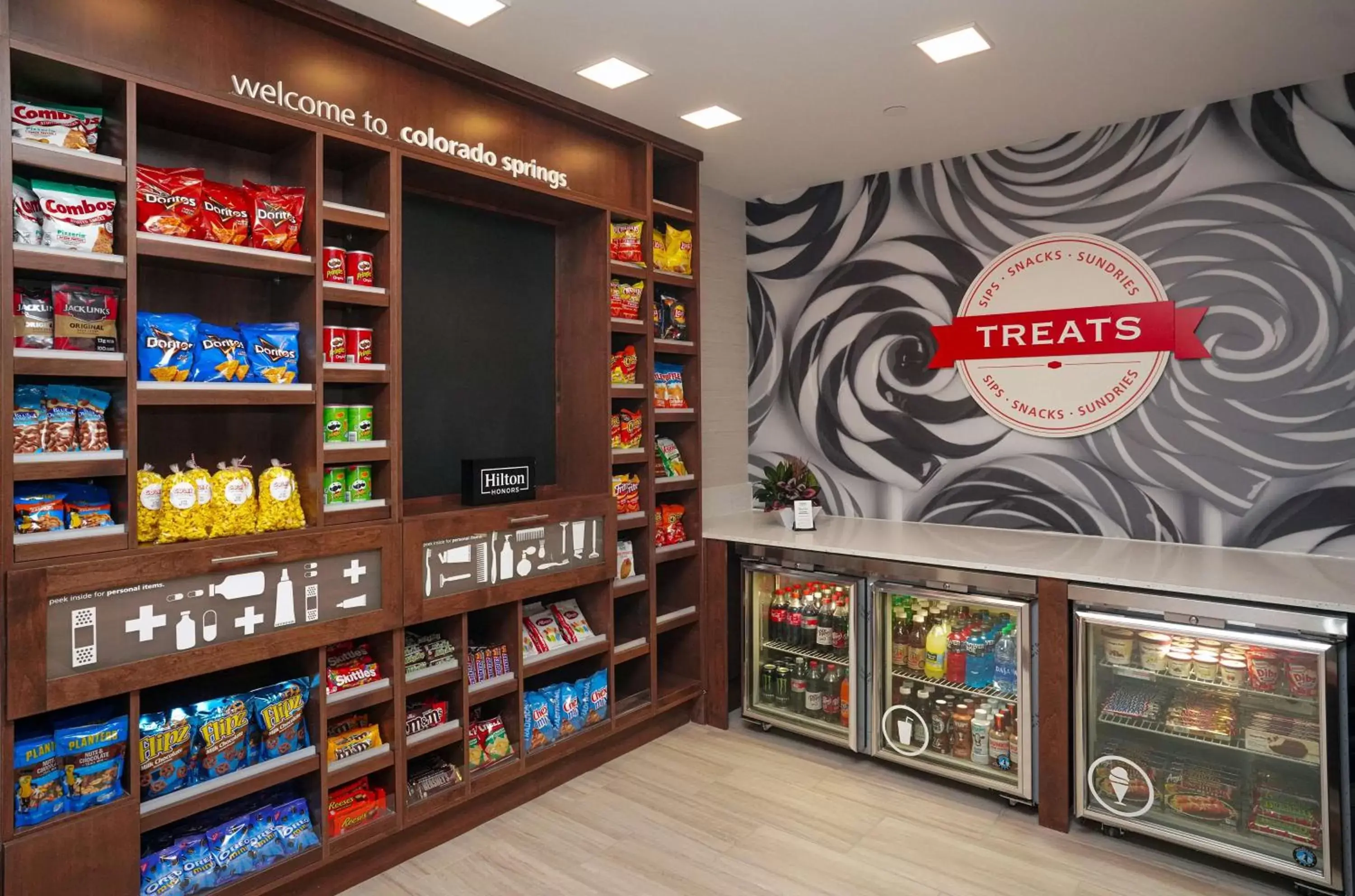 Restaurant/places to eat in Hampton Inn Colorado Springs I-25 Central Restaurant/places to eat in Hampton Inn Colorado Springs I-25 Central