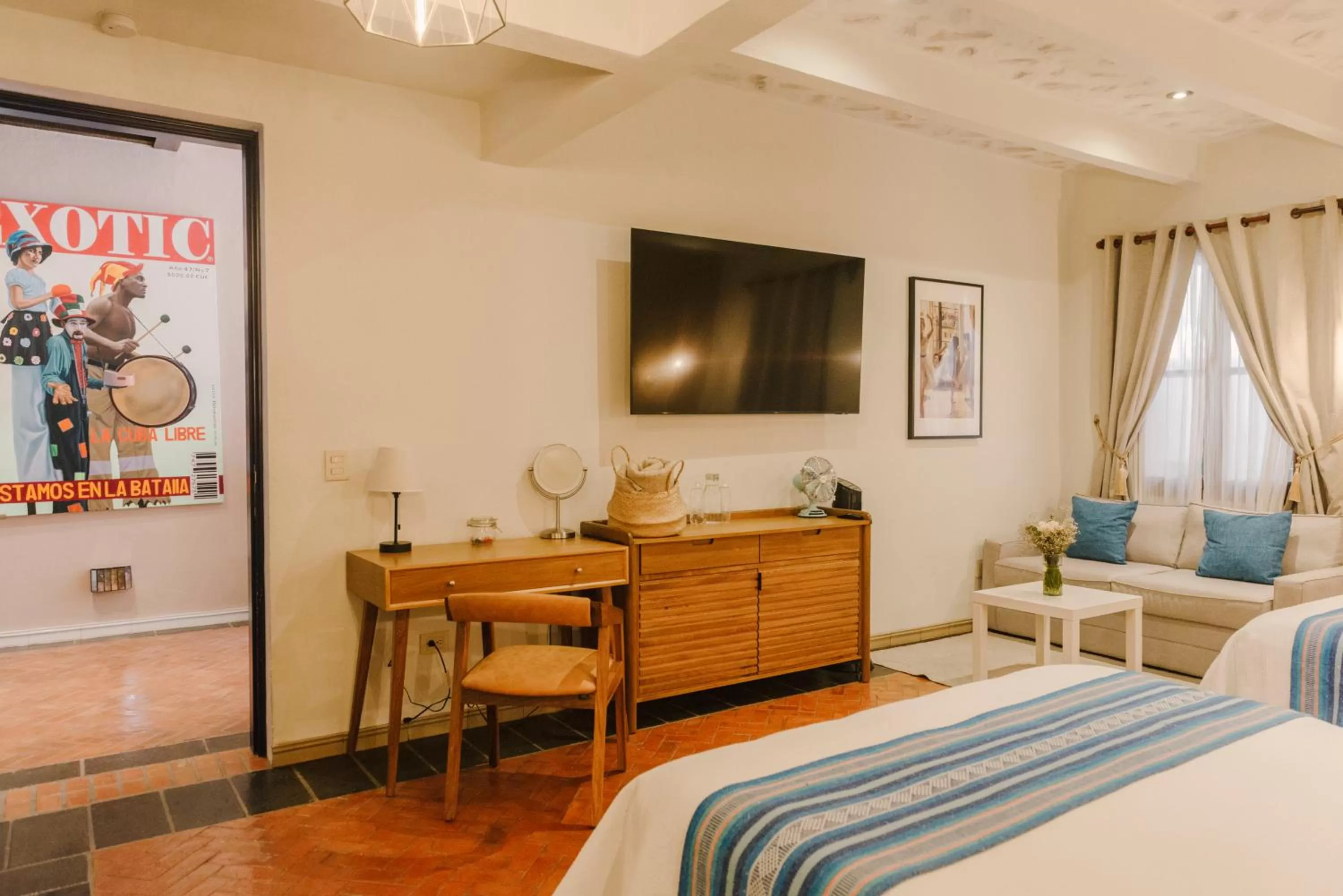 TV/Entertainment Center in Agua Santa Hotel Boutique