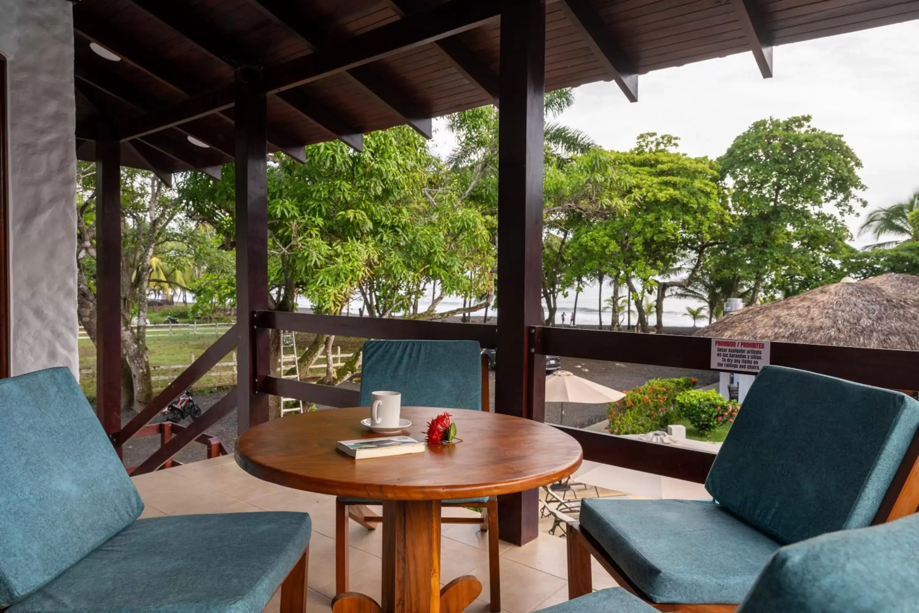 Balcony/Terrace in Fuego del Sol Beachfront Hotel