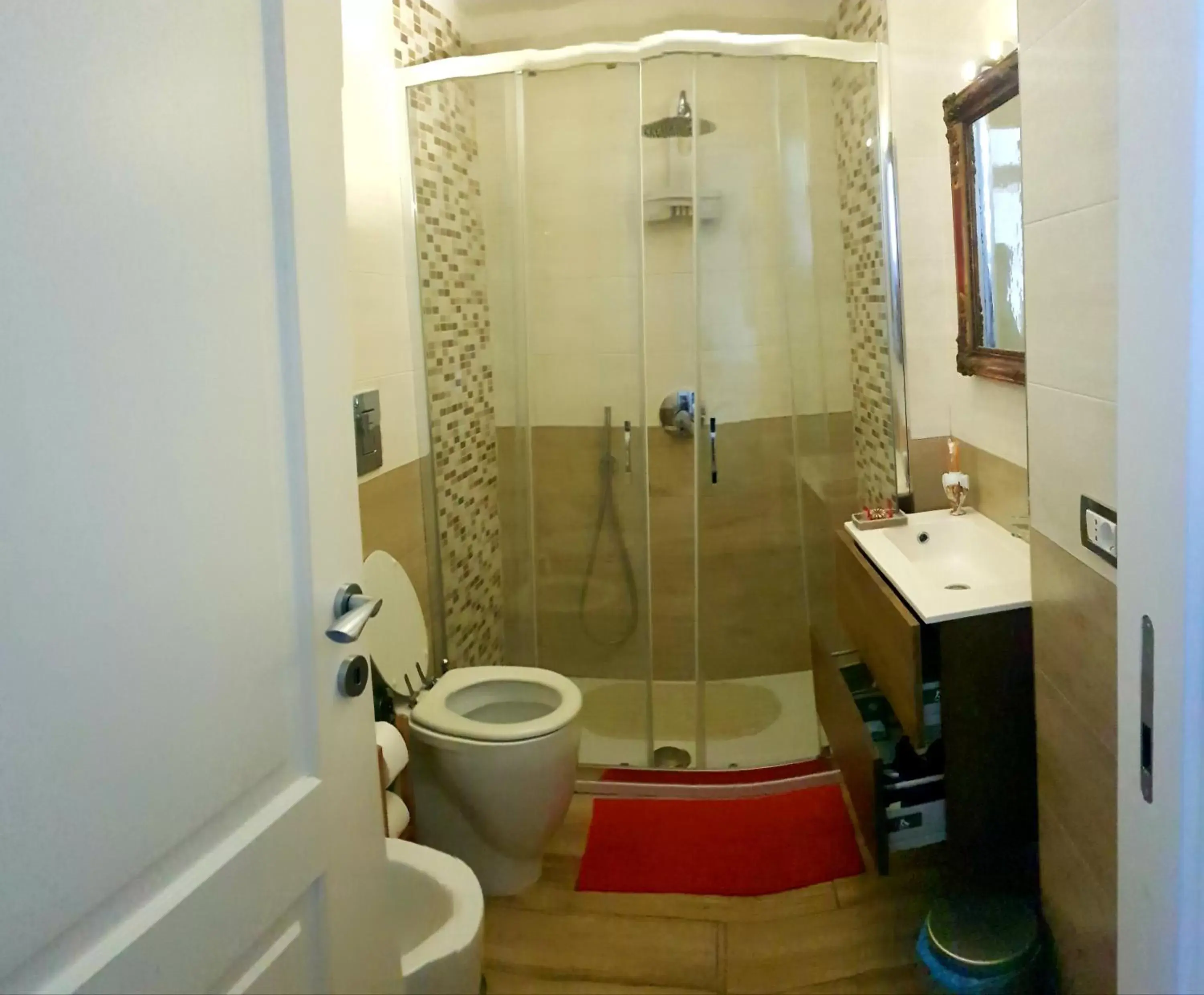 Bathroom in Lo Specchio dei Papiri