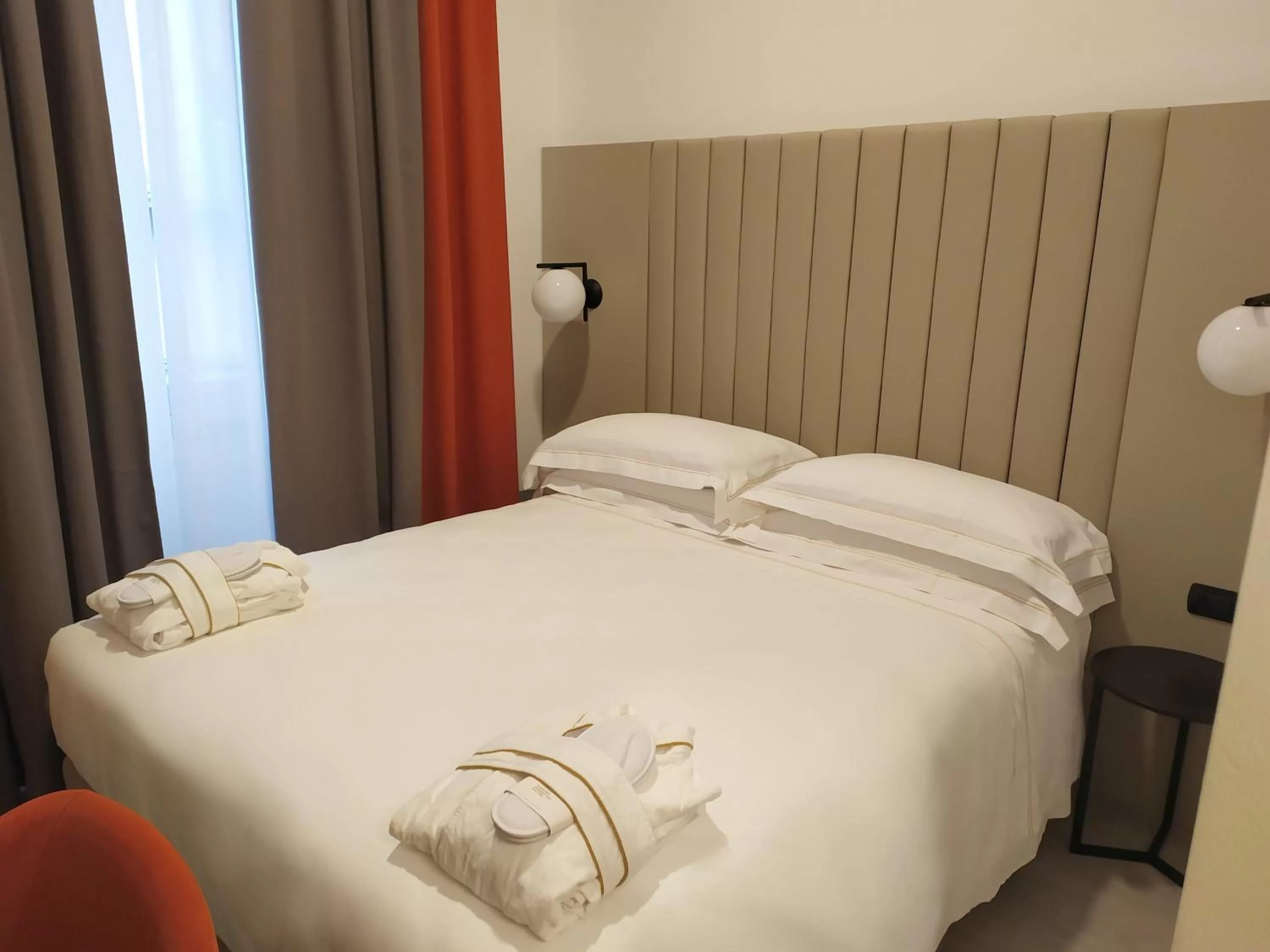 Bed in BB Hotels Smarthotel Derose