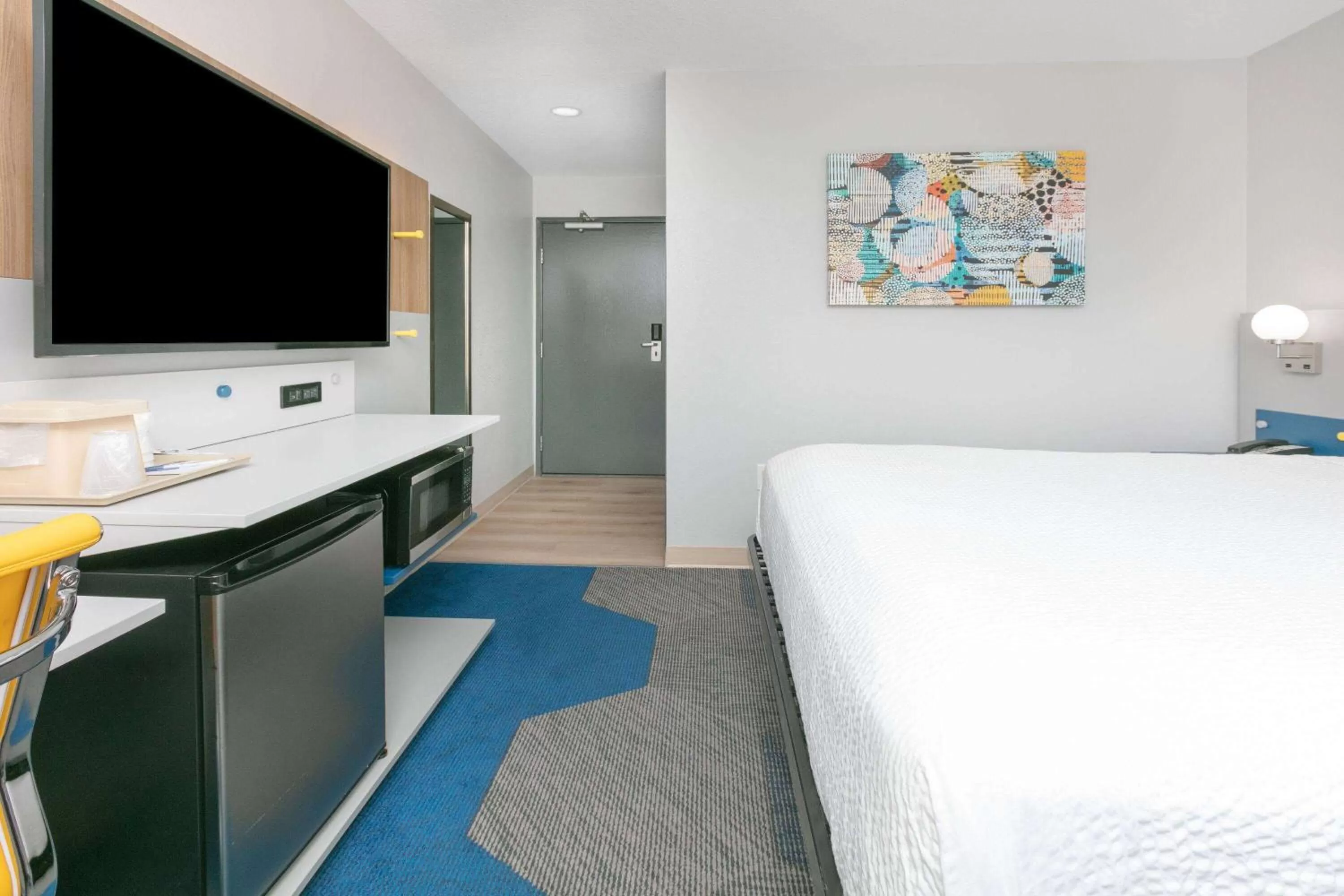 Photo of the whole room, Bed in Microtel Inn by Wyndham Beckley