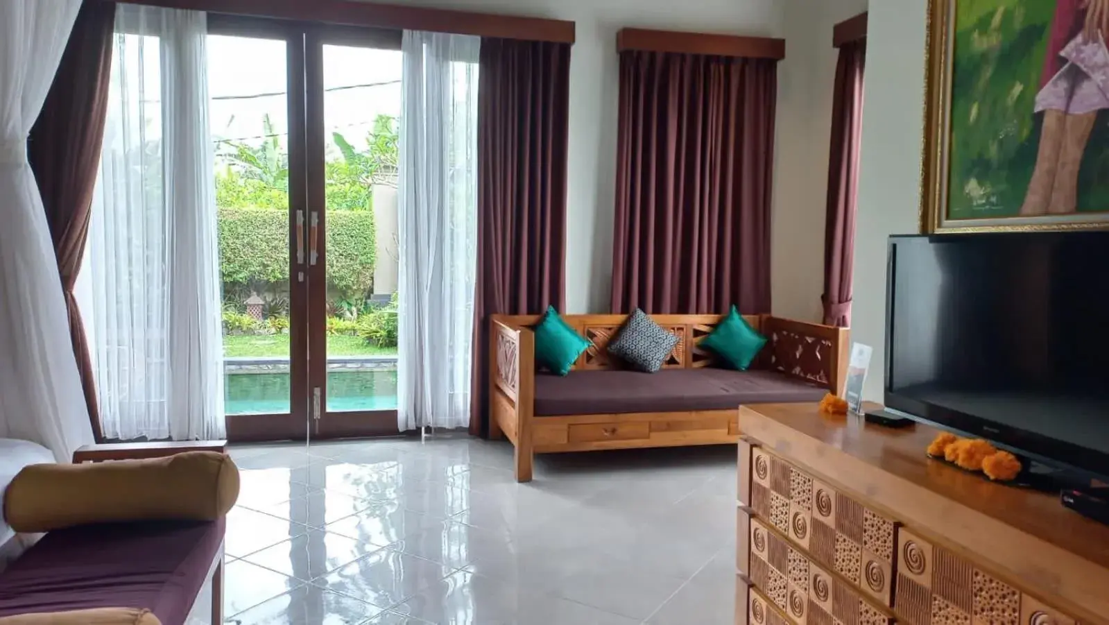 Bed, Seating Area in Ubud Paradise Villa