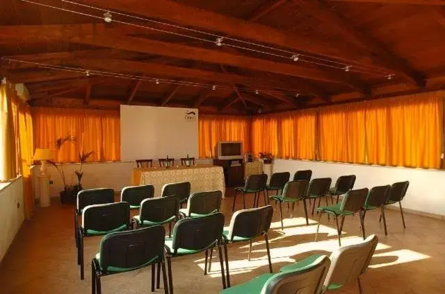 Business facilities, Business Area/Conference Room in Grikò Country Hotel