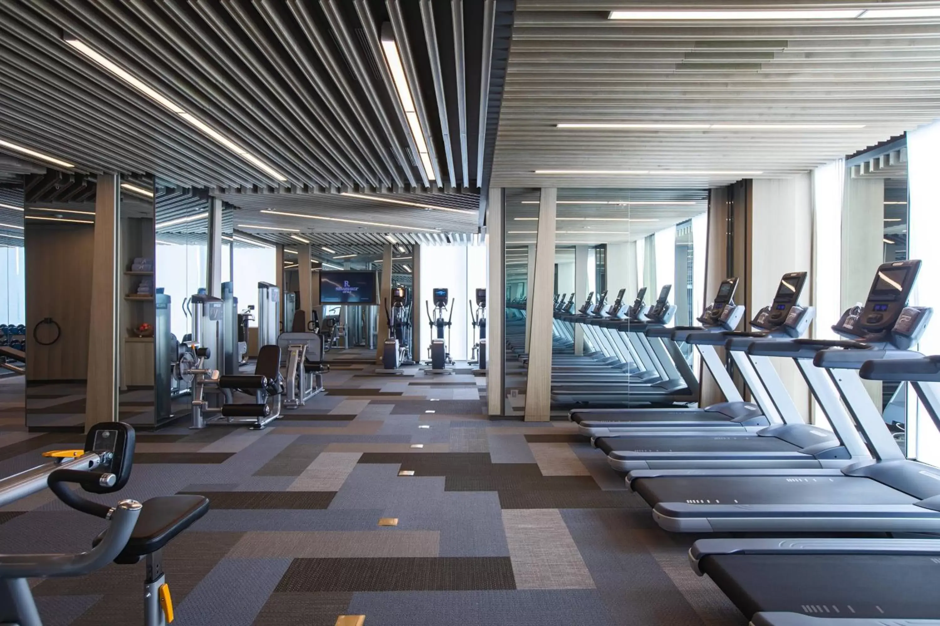 Fitness centre/facilities, Fitness Center/Facilities in Renaissance Xi'an Hotel