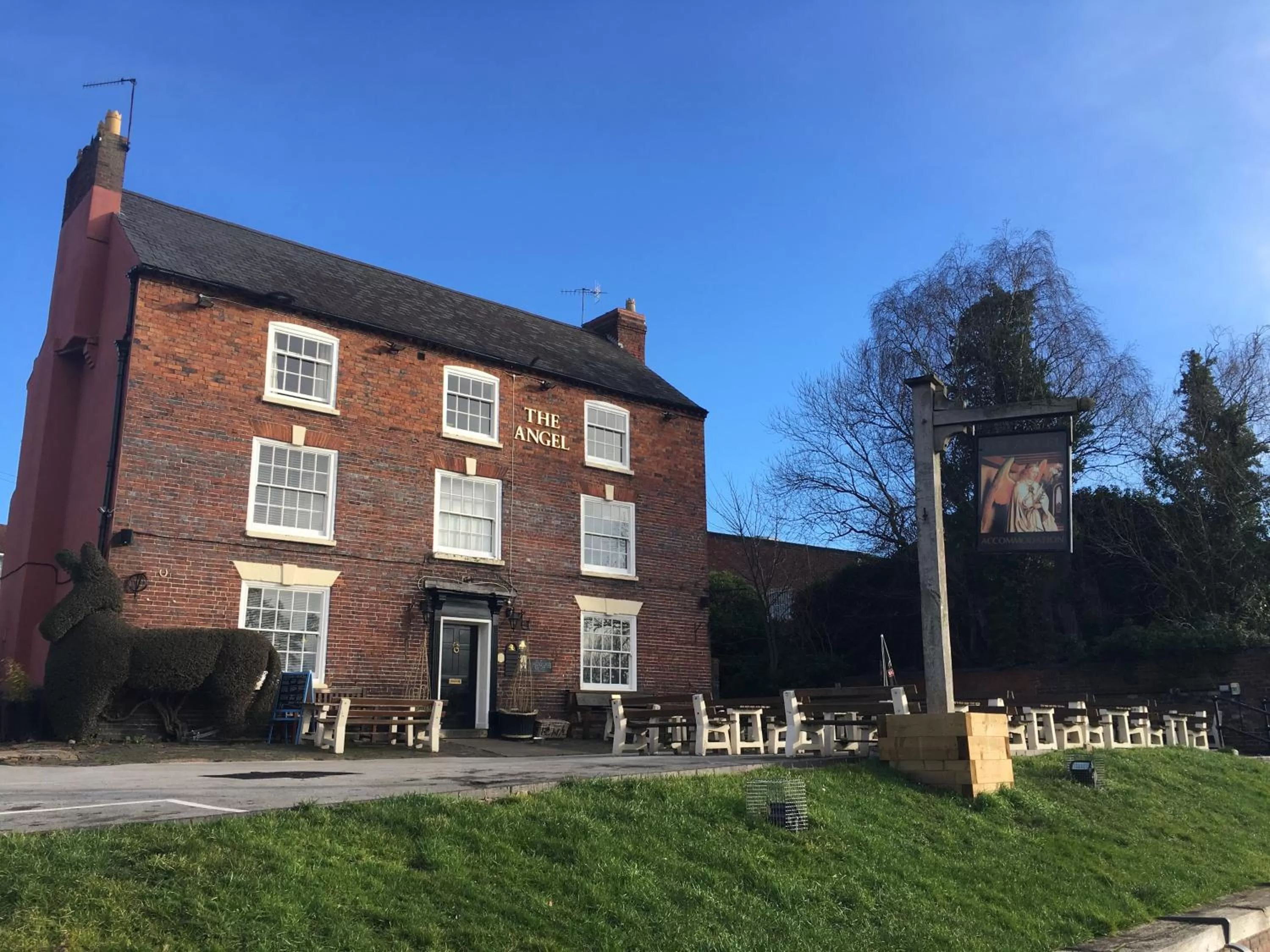 Facade/entrance in The Angel Inn Stourport