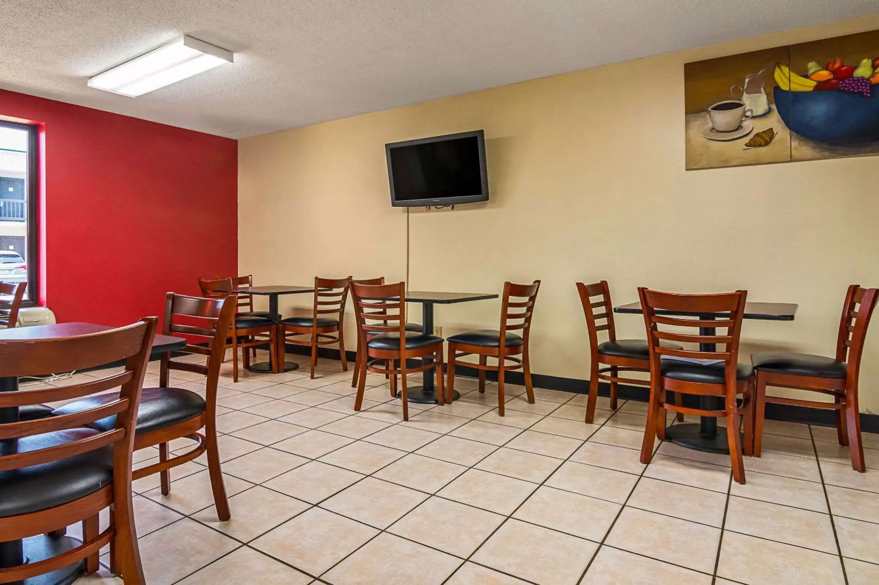 Restaurant/Places to Eat in Econo Lodge Research Triangle Park