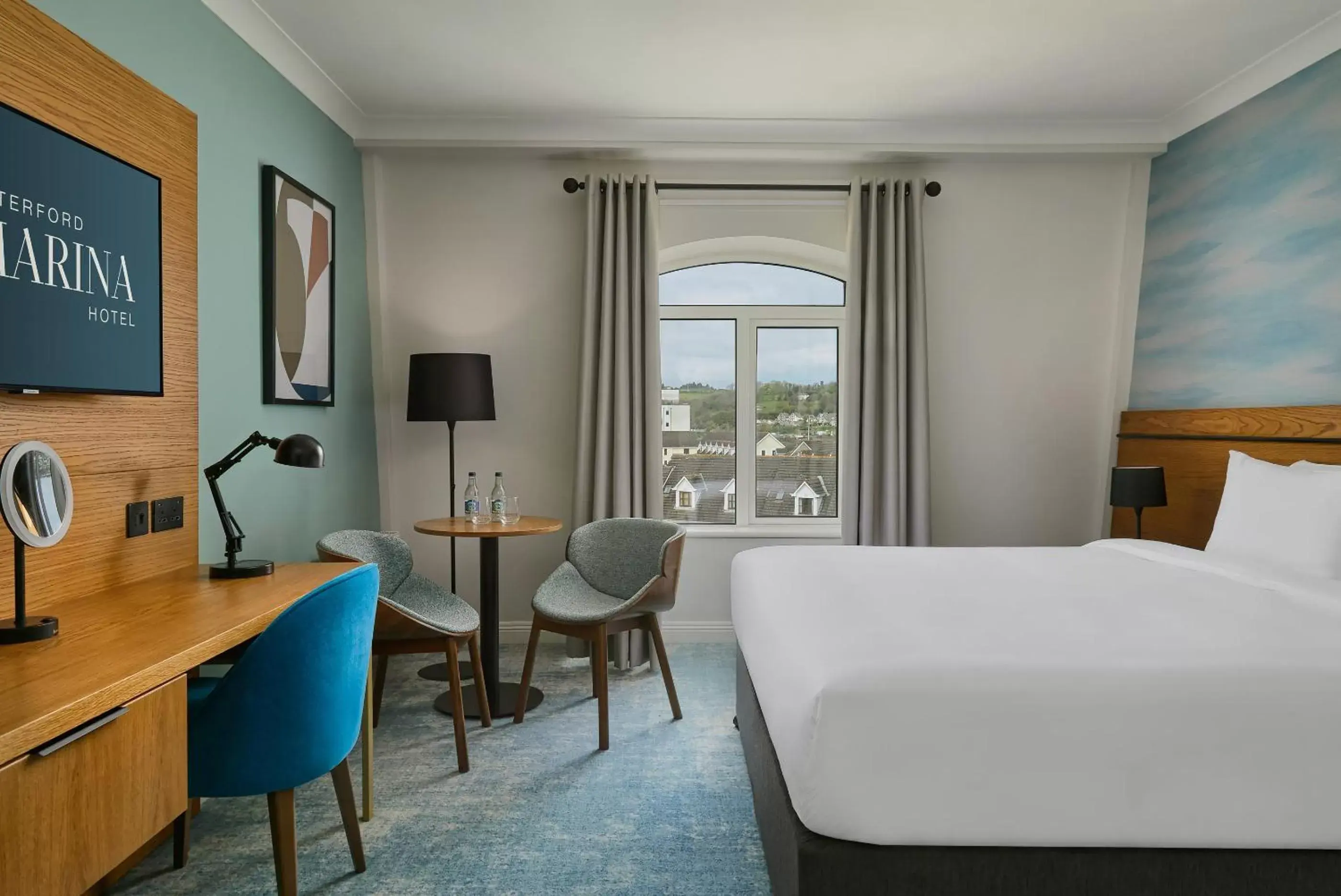 Bedroom in Waterford Marina Hotel