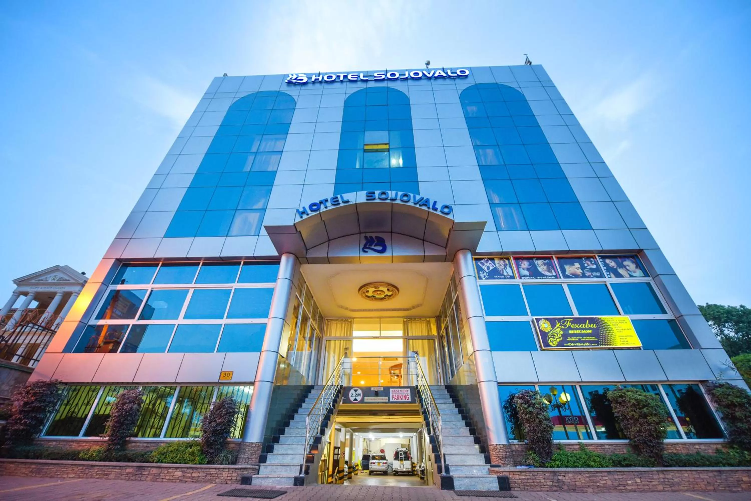 Property building in Hotel Sojovalo