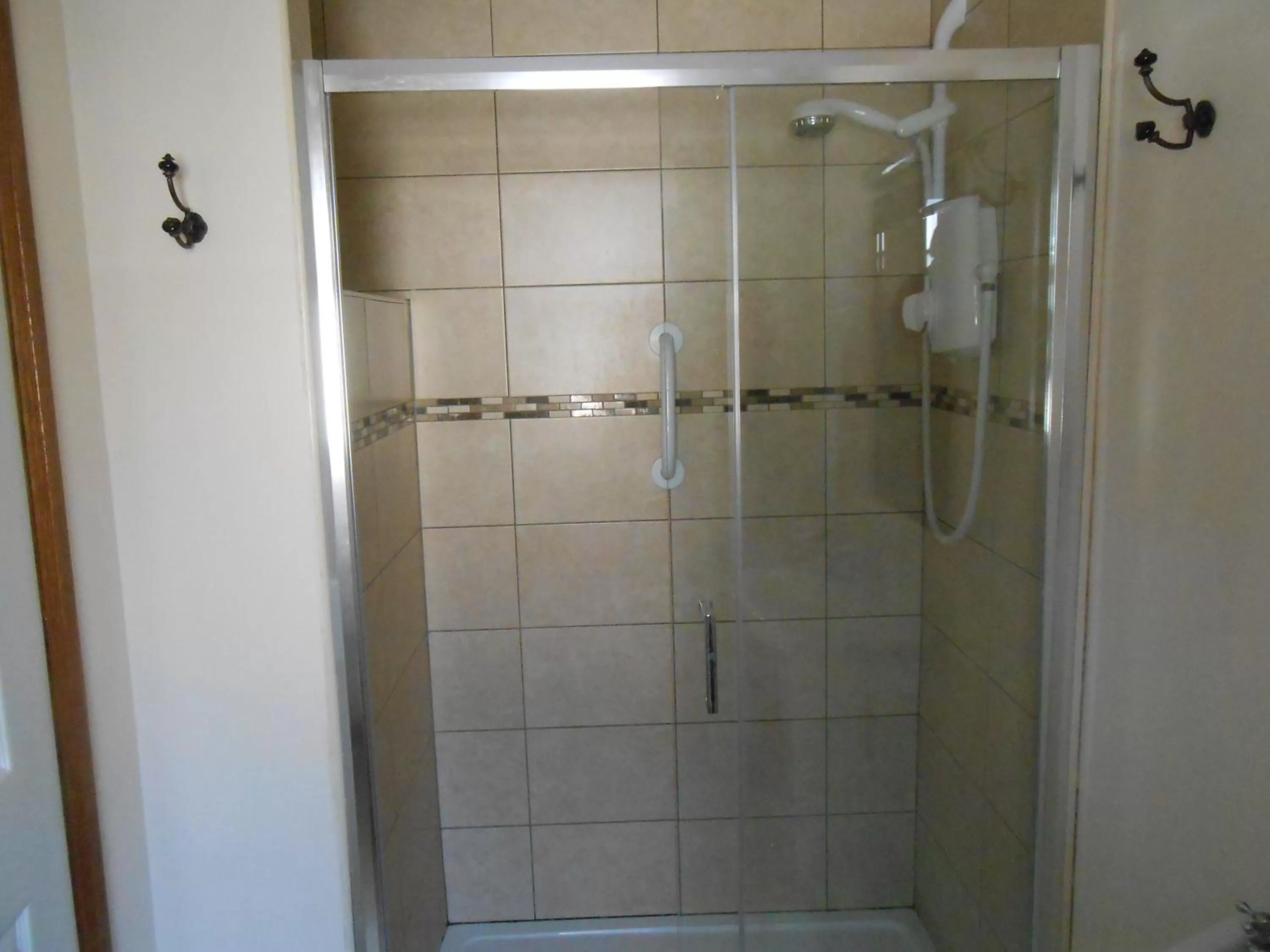 Shower in Birchdale House B&B