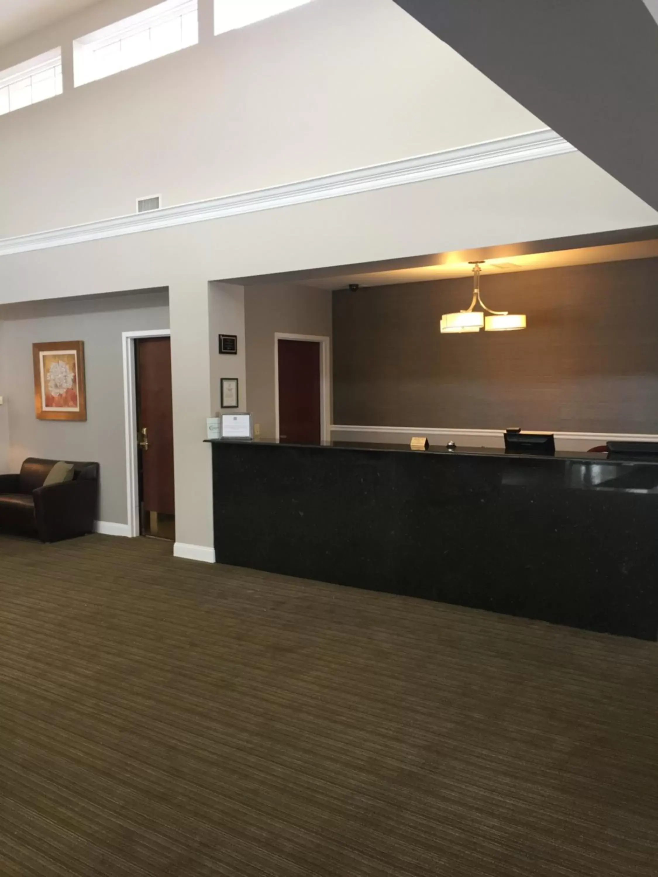 Lobby or reception, Lobby/Reception in Belvedere Inn Schenectady - Albany