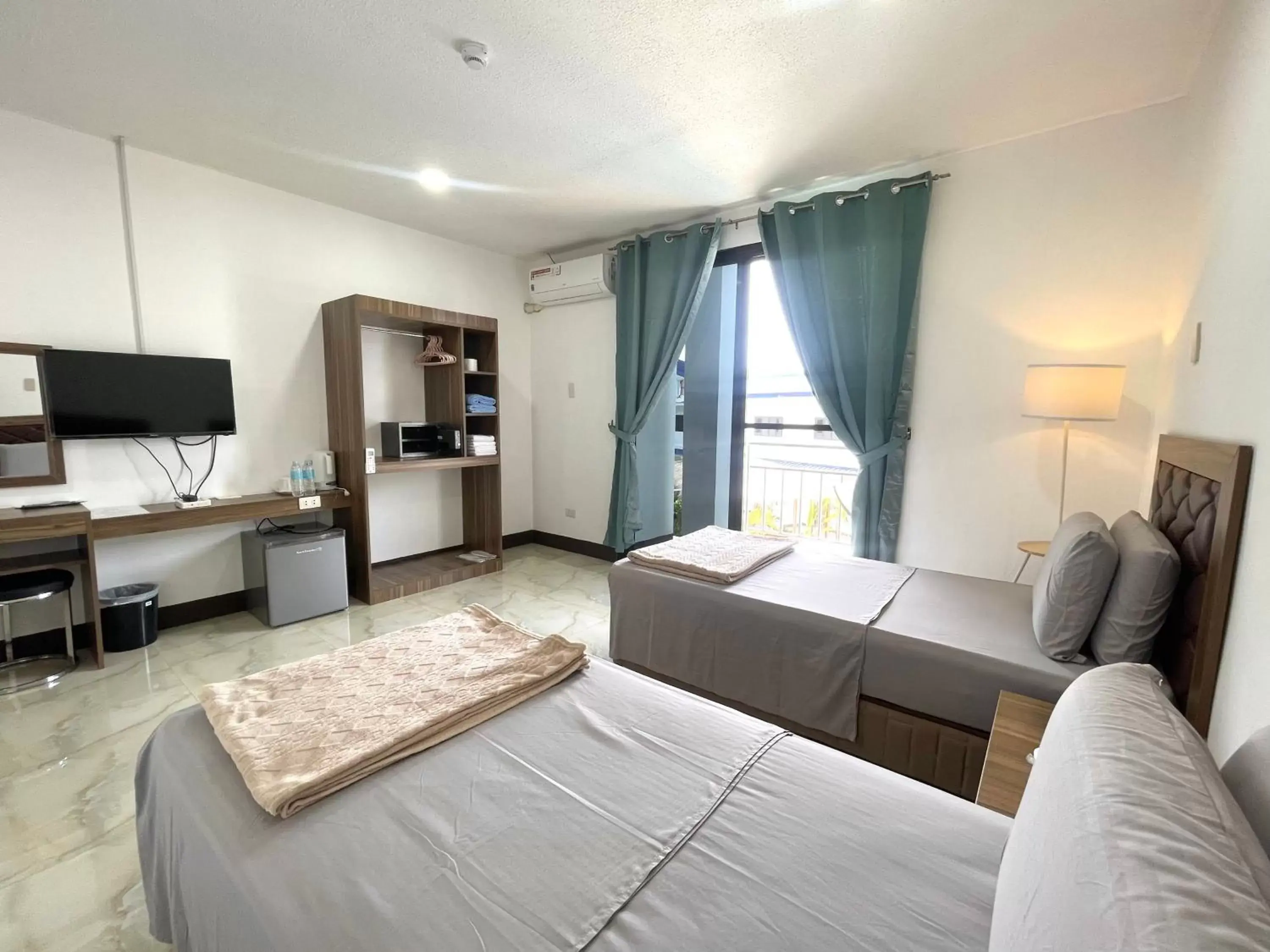 Bed in MGH Alona Resort Bed in MGH Alona Resort