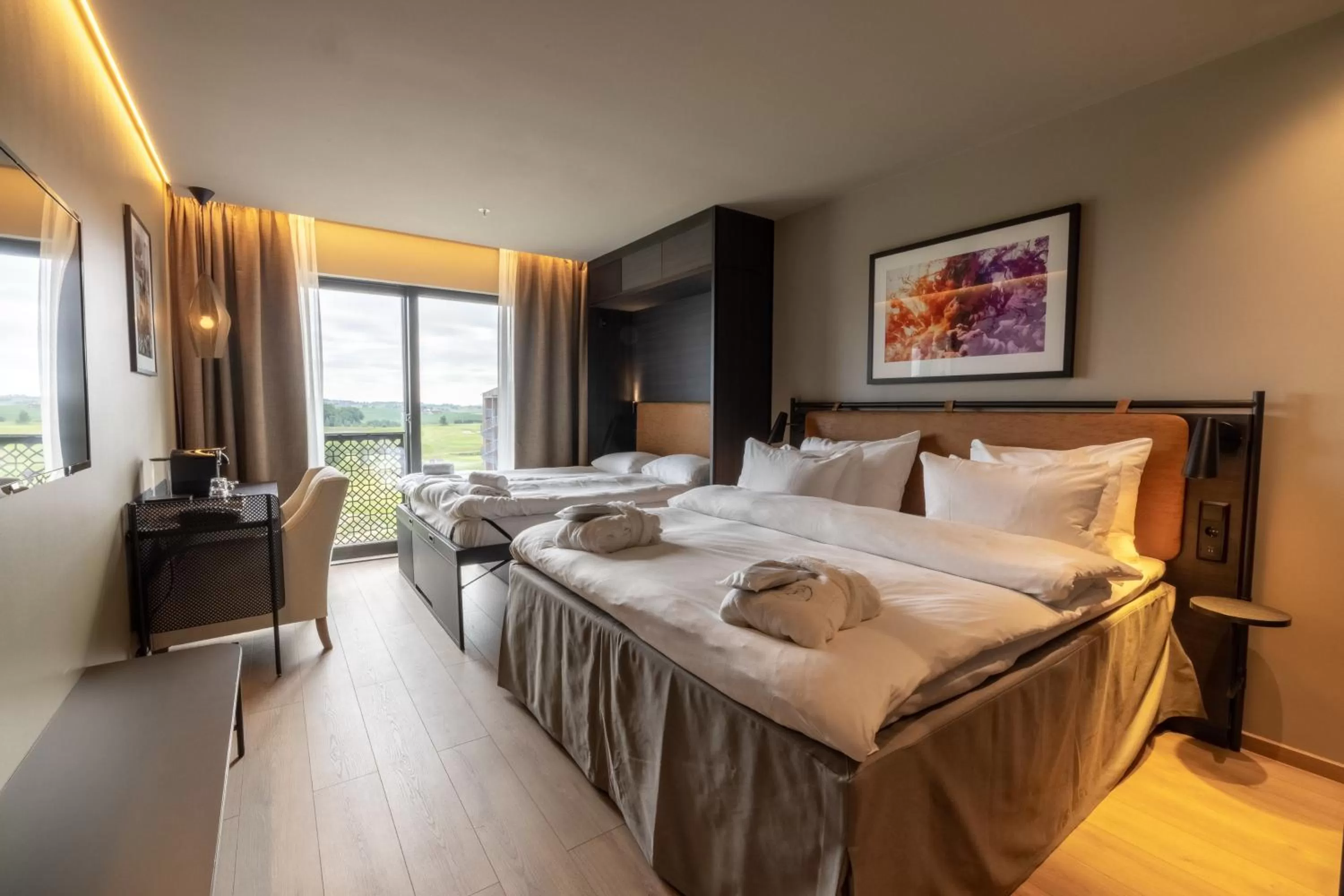 Bed in Lily Country Club