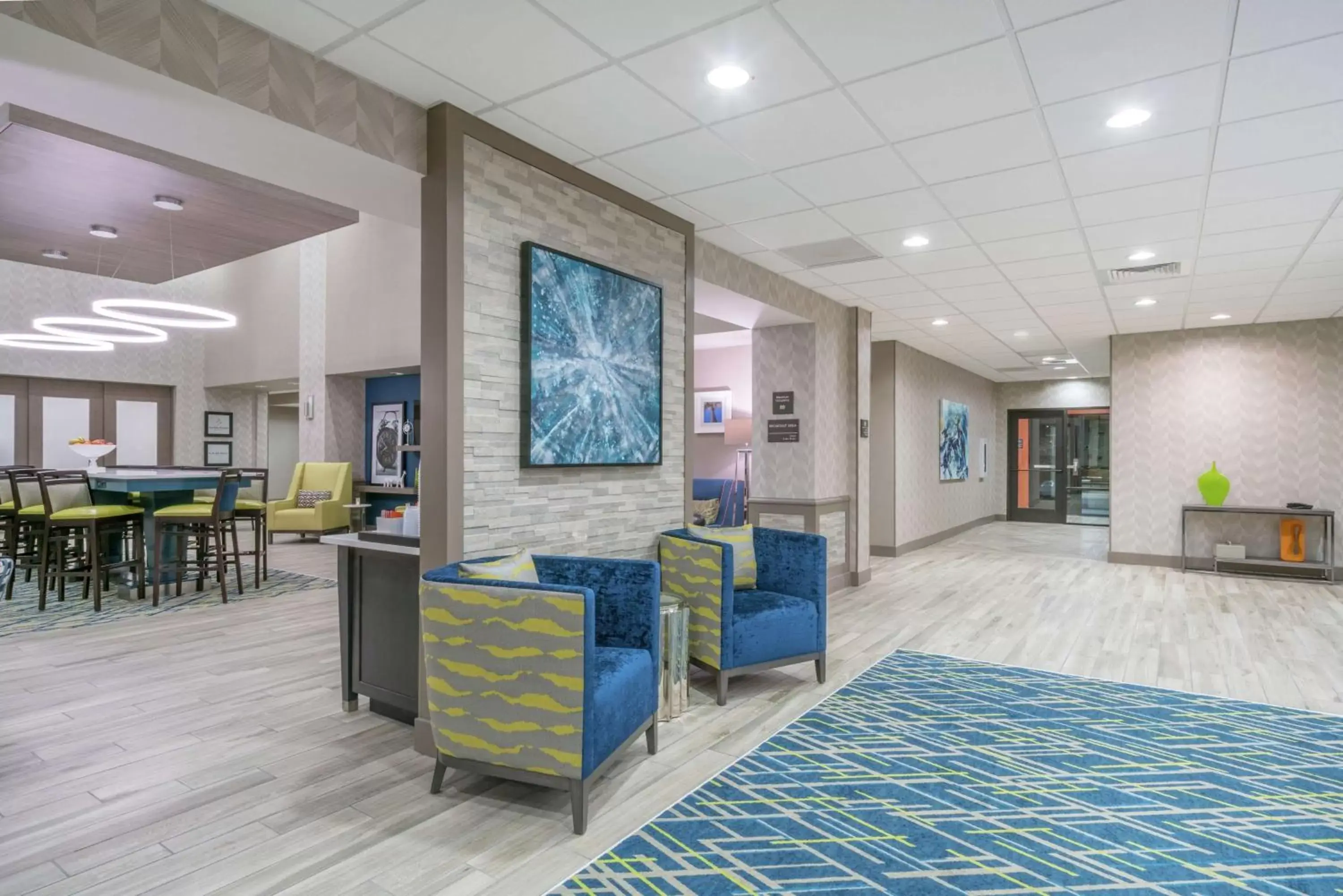 Lobby or reception, Lobby/Reception in Hampton Inn & Suites Glenarden/Washington DC