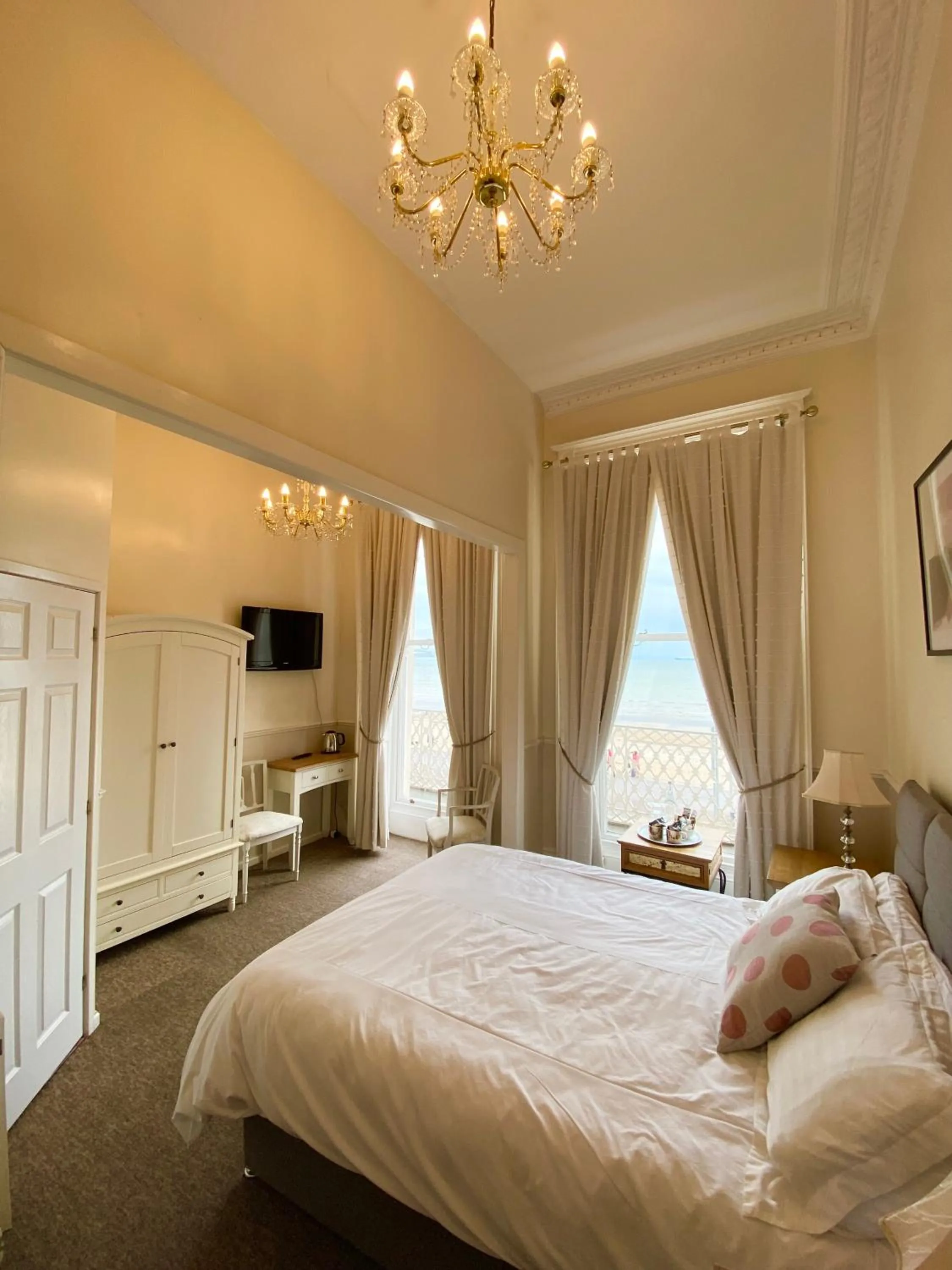 The Angove - Adults Only