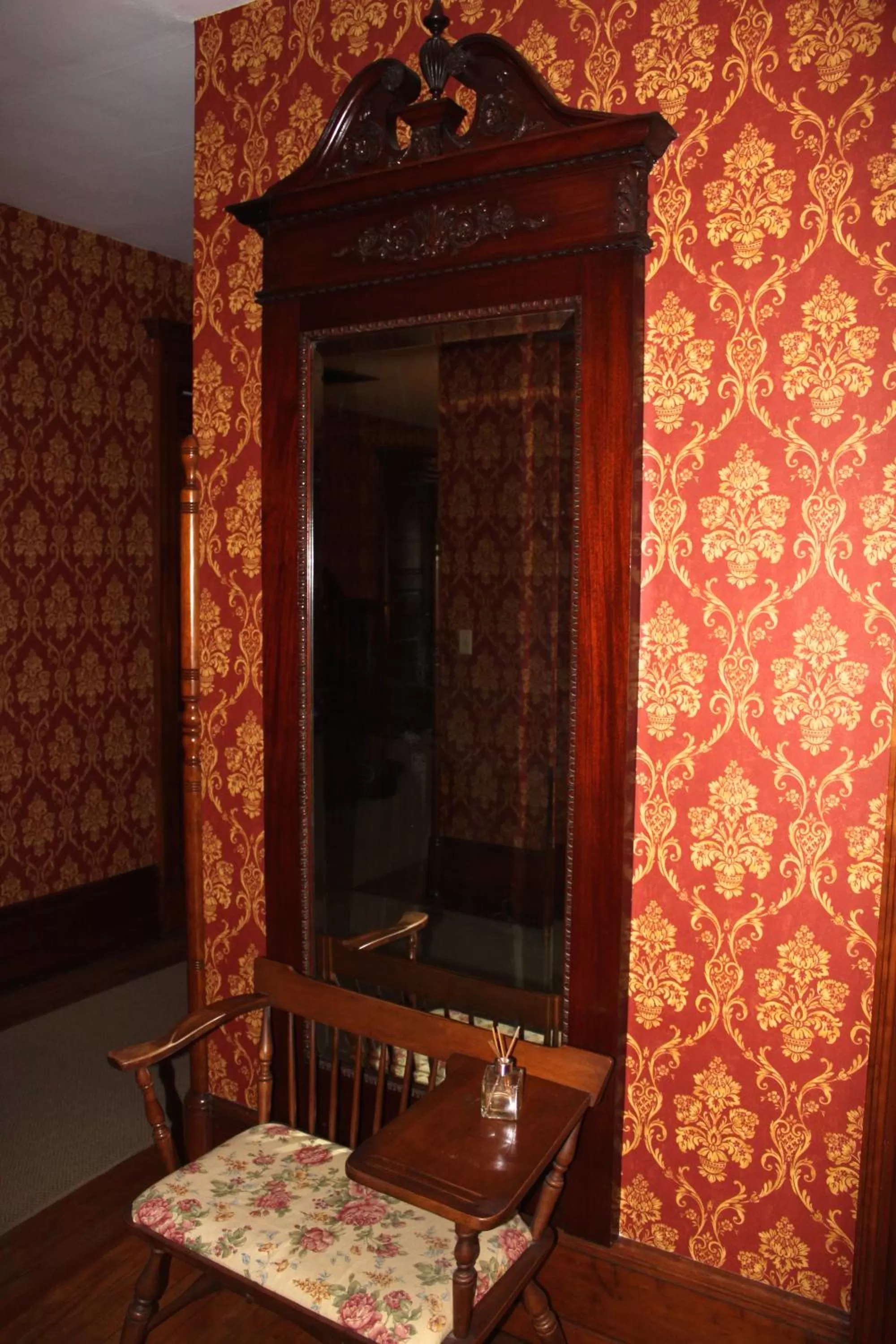 Area and facilities in Victorian Charm Inn