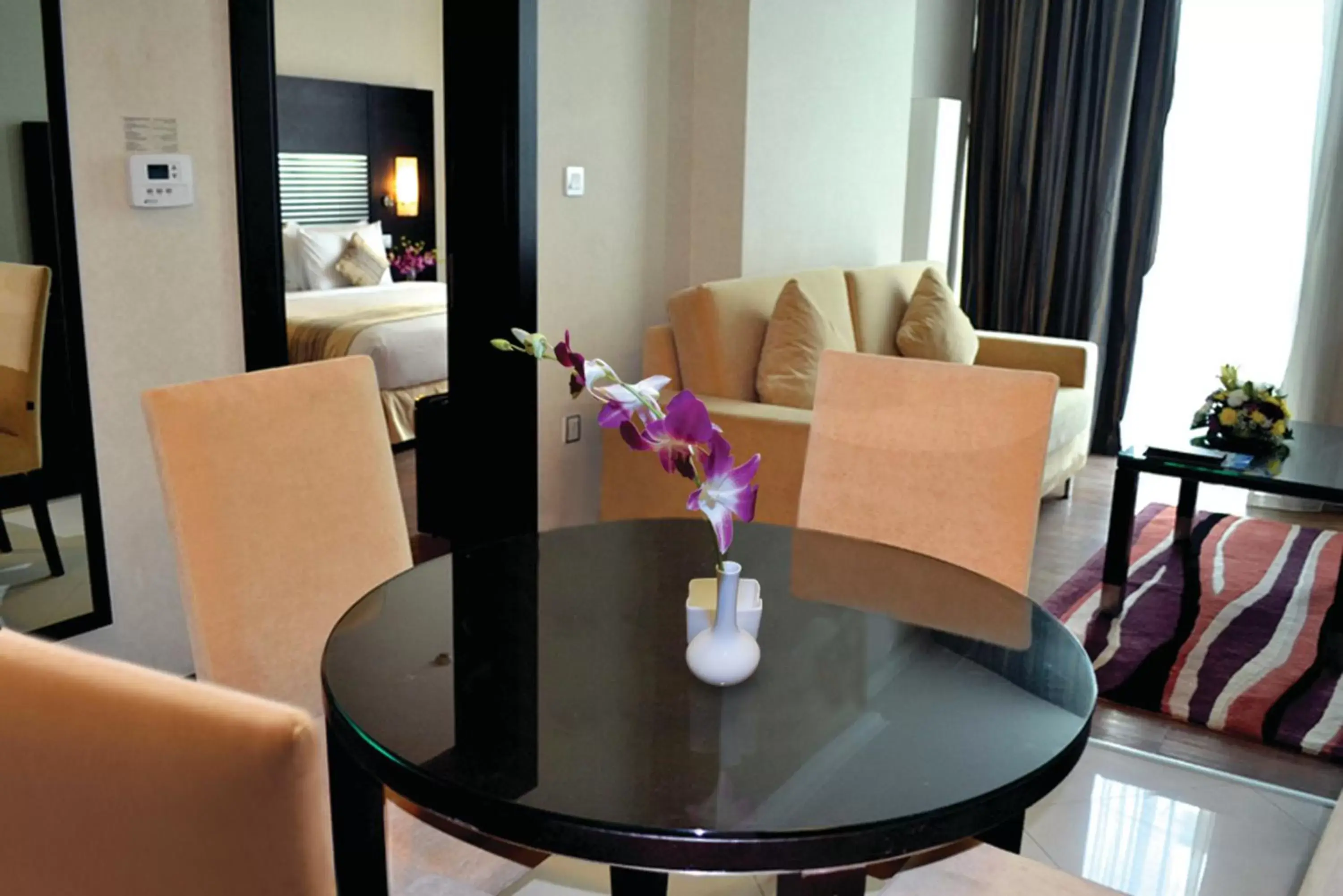 Living room, Dining Area in Holiday Villa Hotel & Residence City Centre Doha