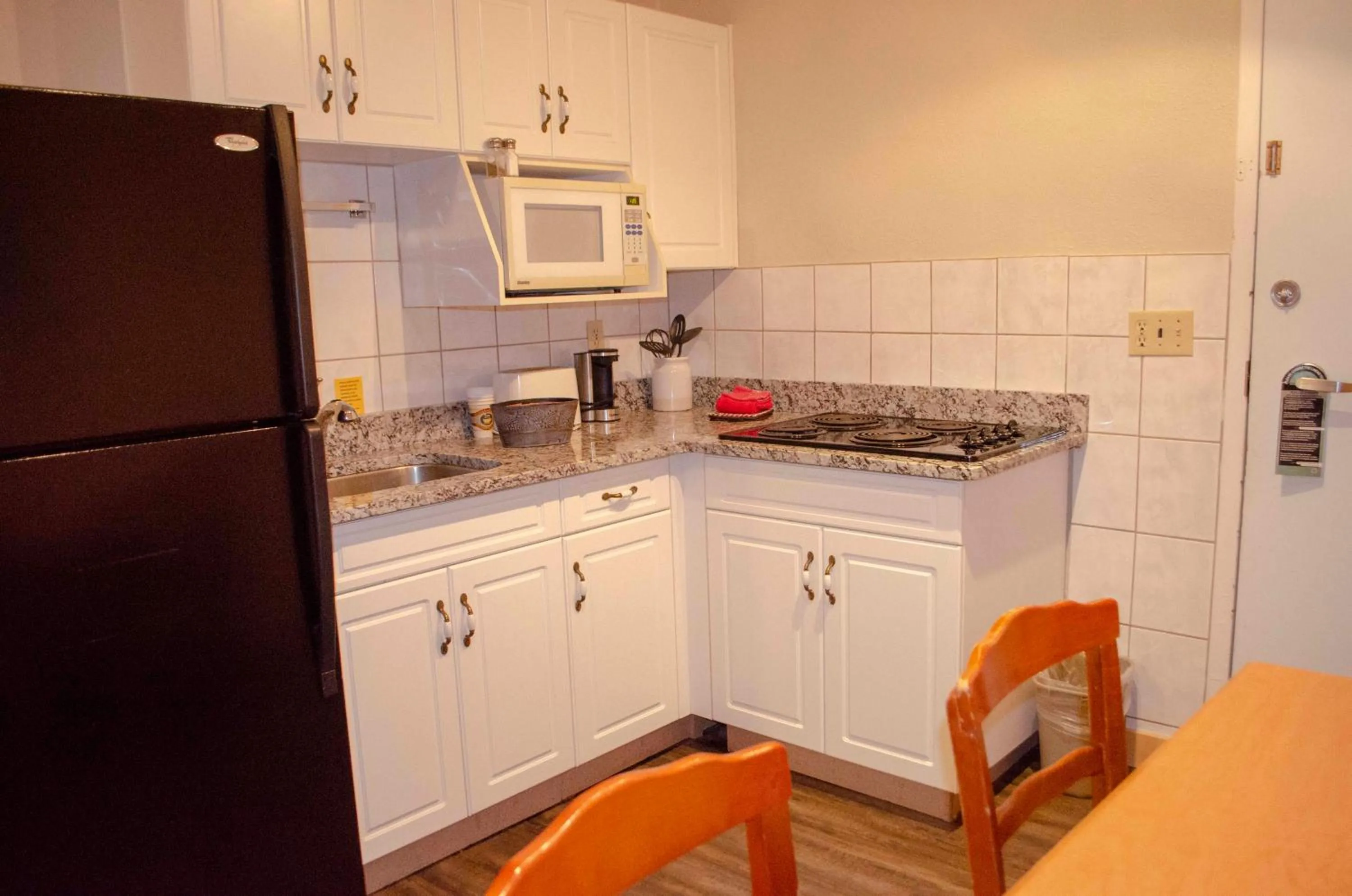 Kitchen or kitchenette in Aspen Village