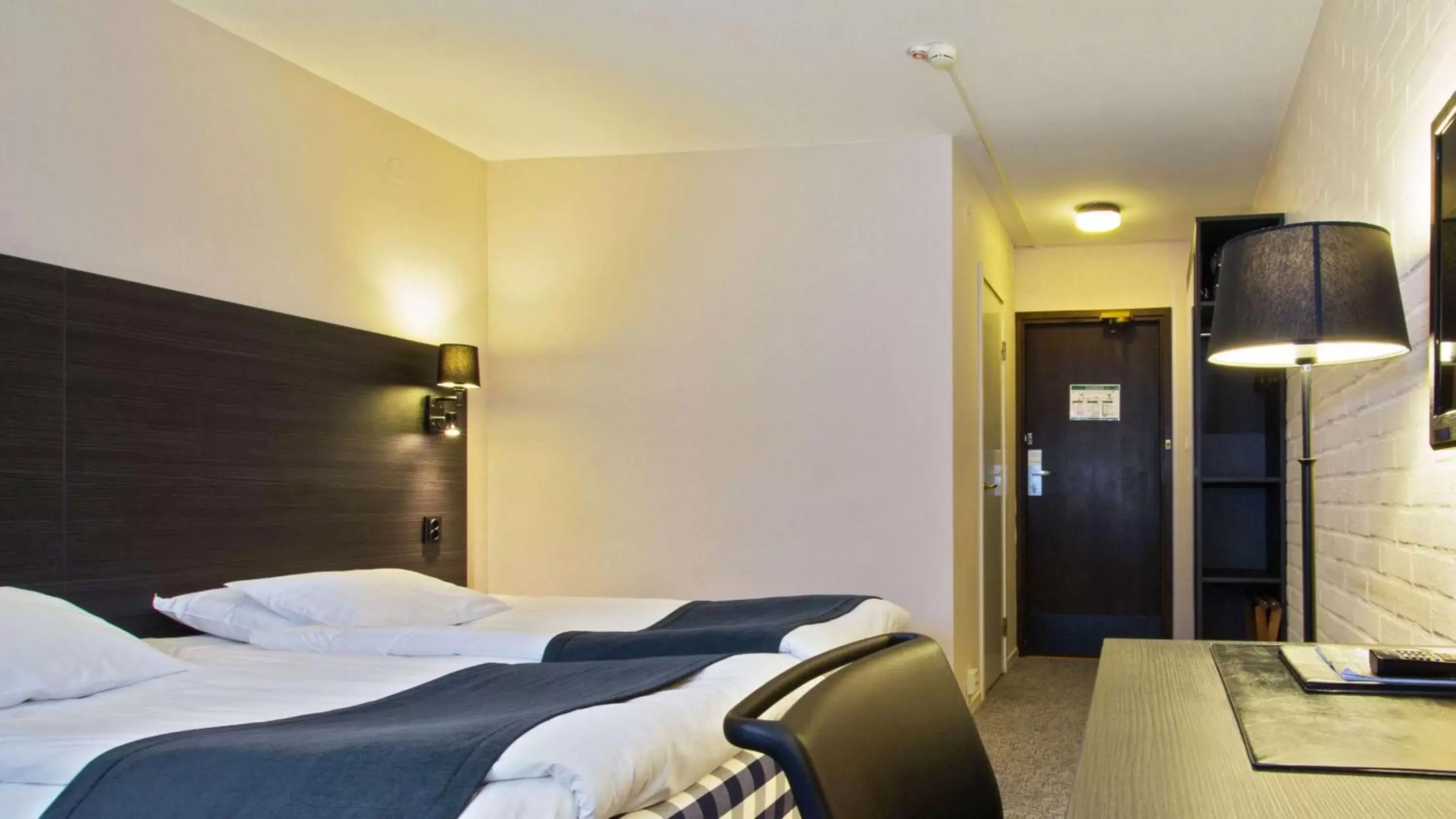 Bedroom, Bed in Best Western Hotel Scheele