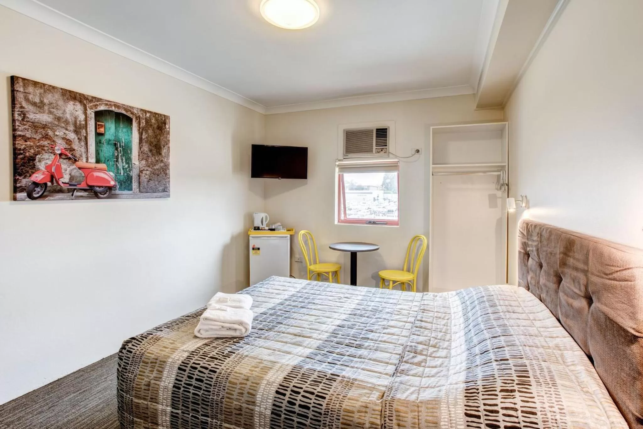 Bed in Arena Hotel (formerly Sleep Express Motel)