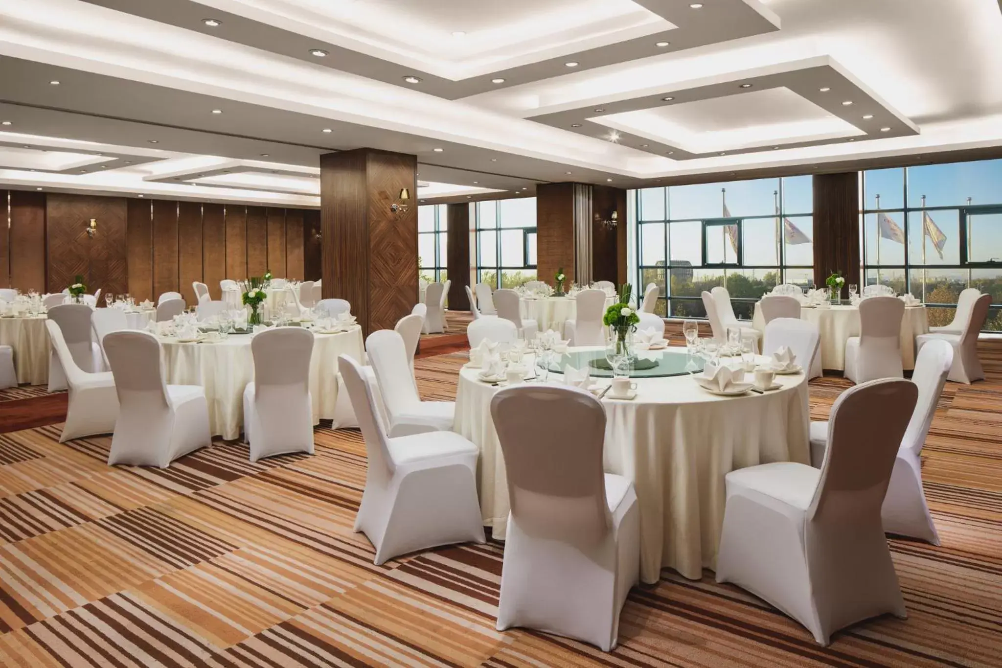 Meeting/conference room, Banquet Facilities in Crowne Plaza Beijing International Airport, an IHG Hotel