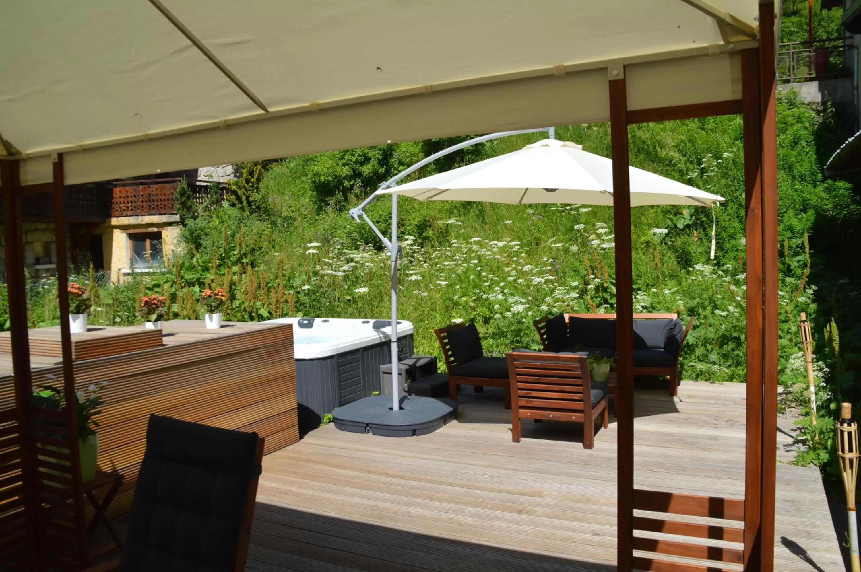 BBQ facilities in Hotel Le Genepy