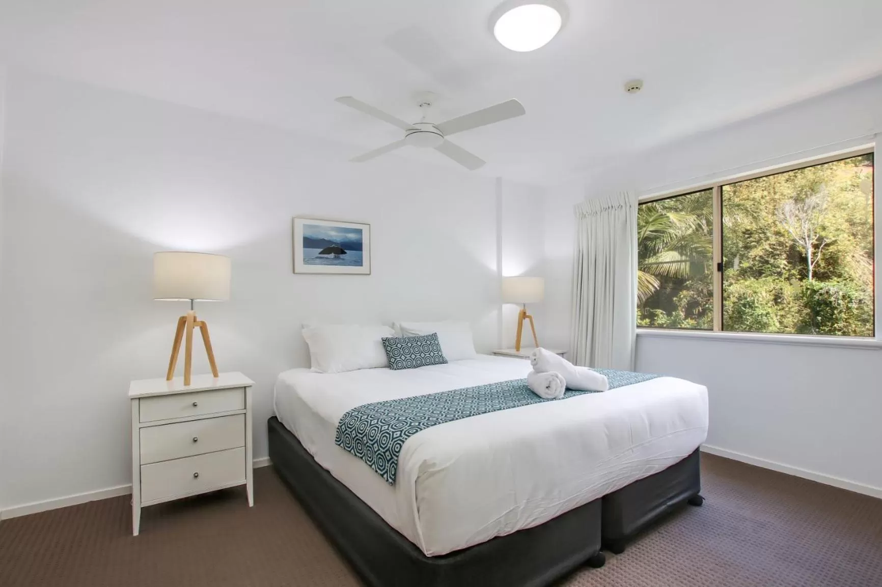 Bed in Lennox Beach Resort