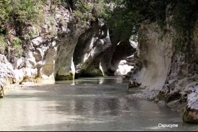 Hiking, Natural Landscape in Chambres d'Hôtes Aux Tournesols