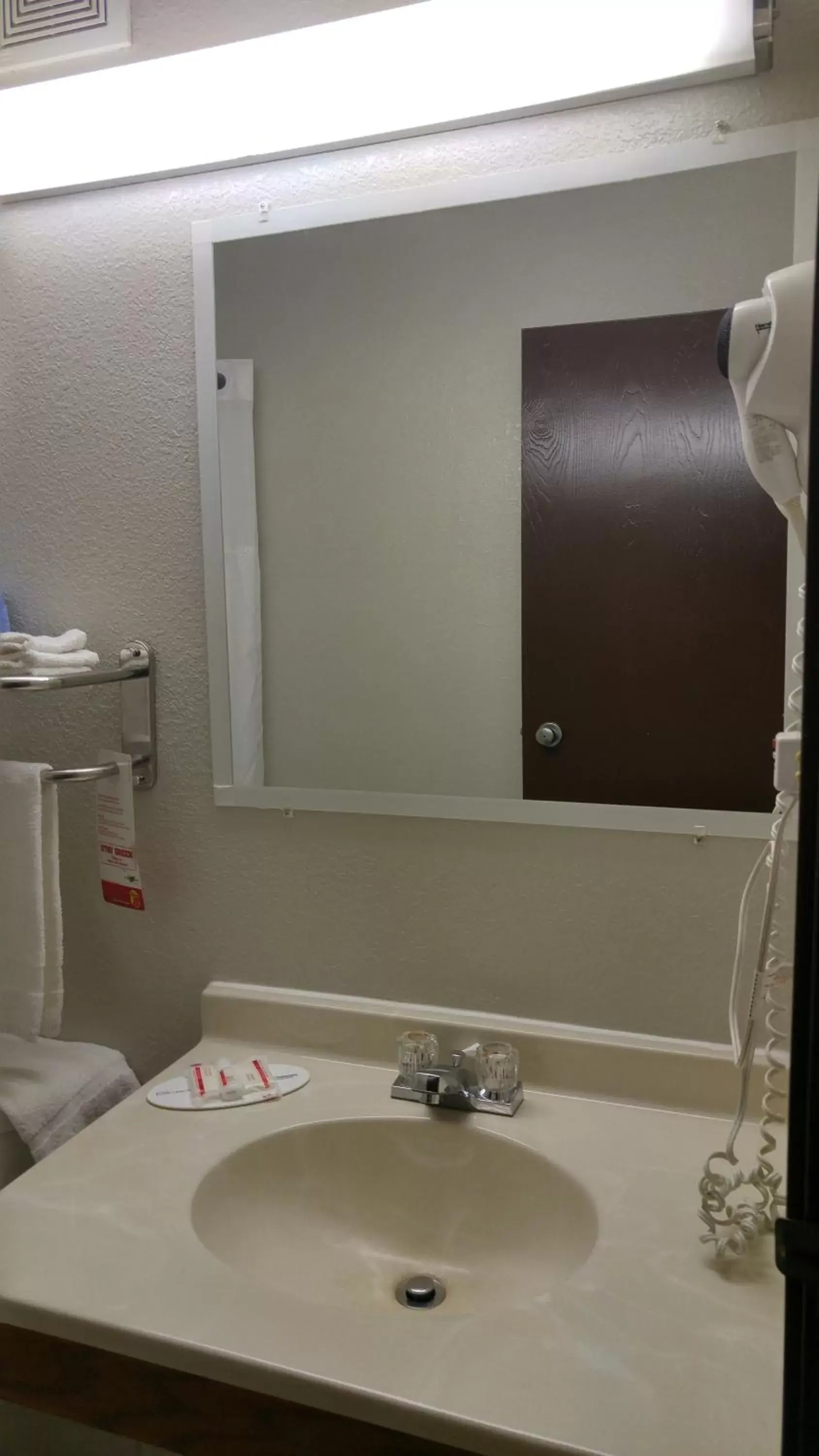 Bathroom in Super 8 by Wyndham Waynesboro