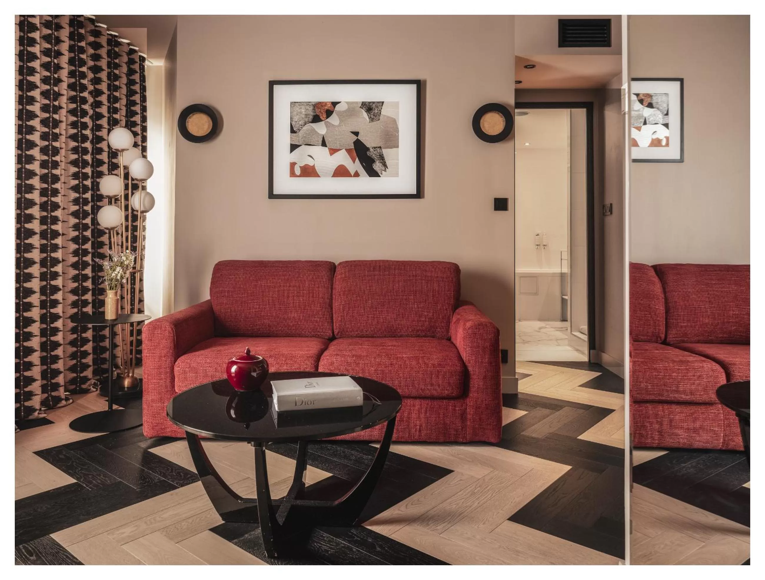 Living room in Le Rayz Vendome