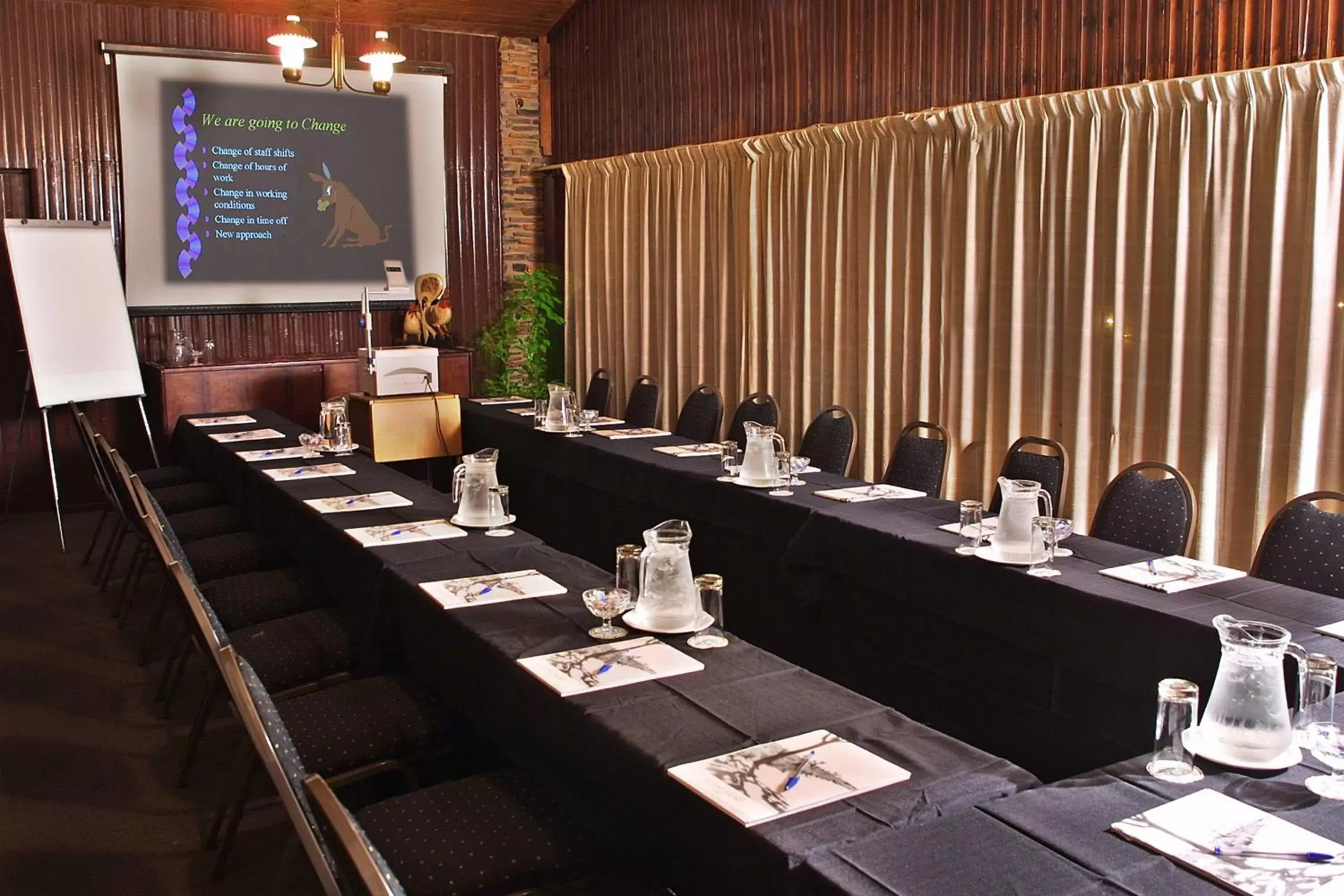 Business facilities in Hotel Numbi & Garden Suites