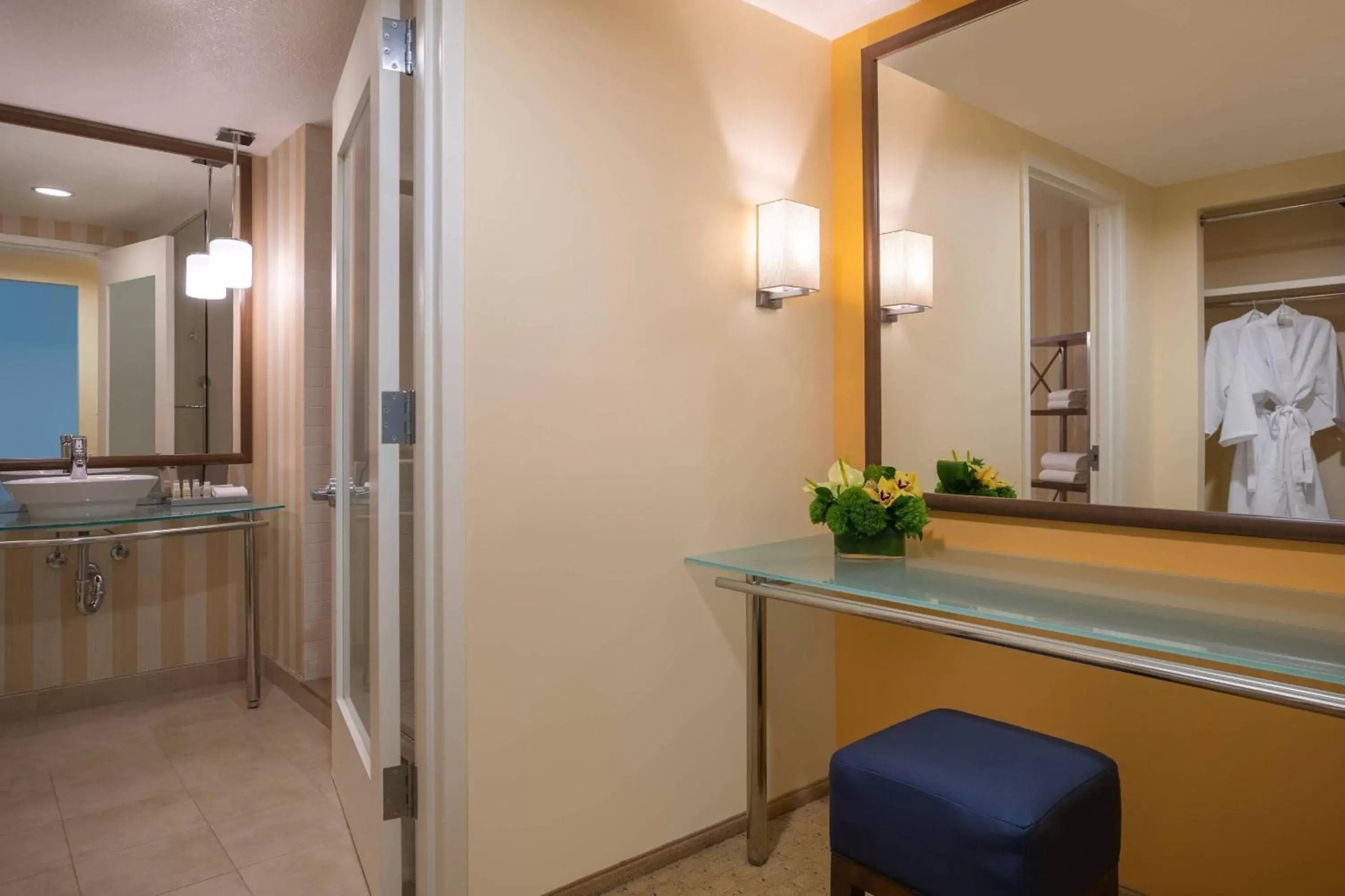 Bathroom, TV/Entertainment Center in Renaissance ClubSport Aliso Viejo Laguna Beach Hotel