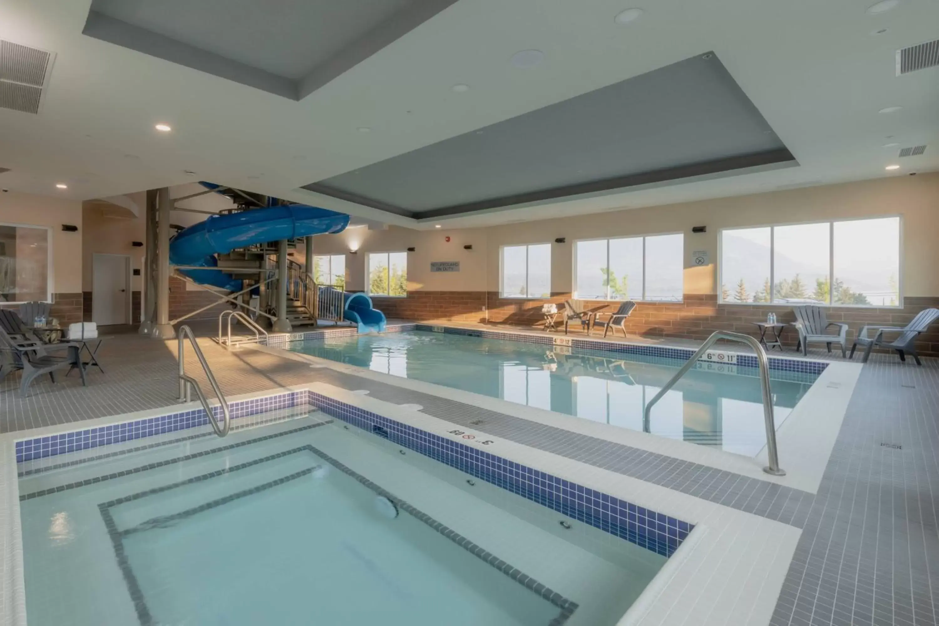 Swimming Pool in Fairfield Inn & Suites by Marriott Salmon Arm