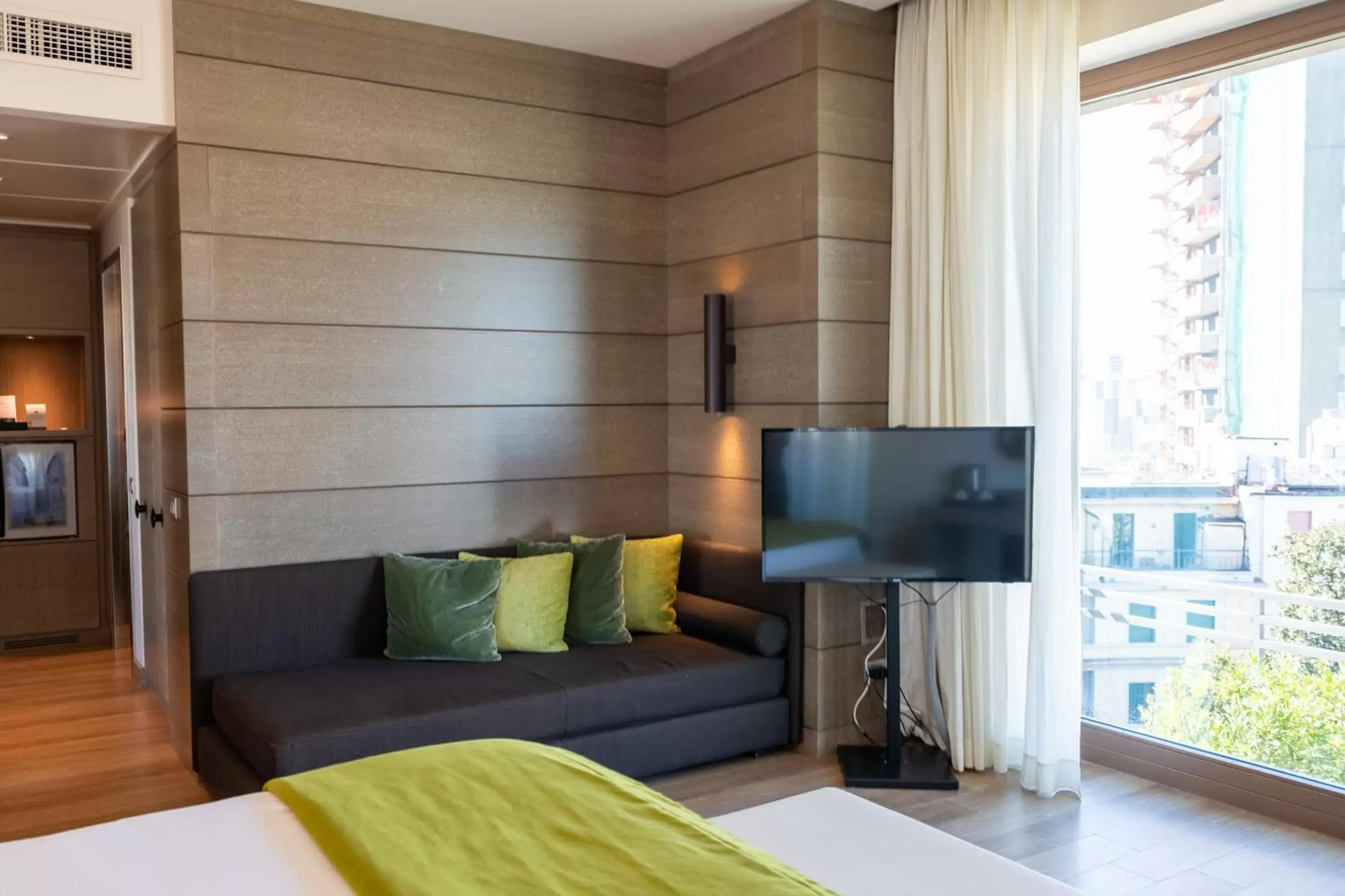 TV and multimedia, TV/Entertainment Center in Starhotels Echo