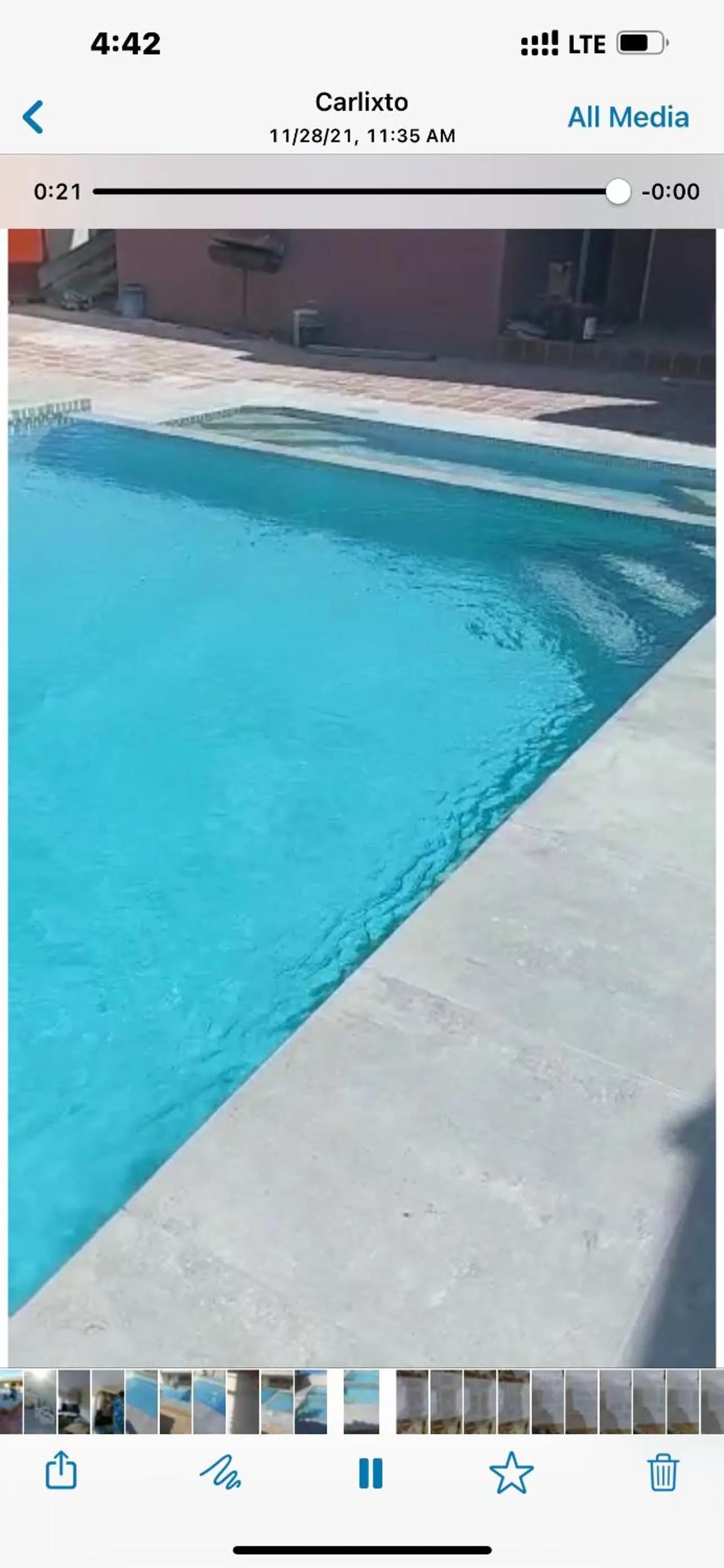 Swimming Pool in Curasita colour Appartments