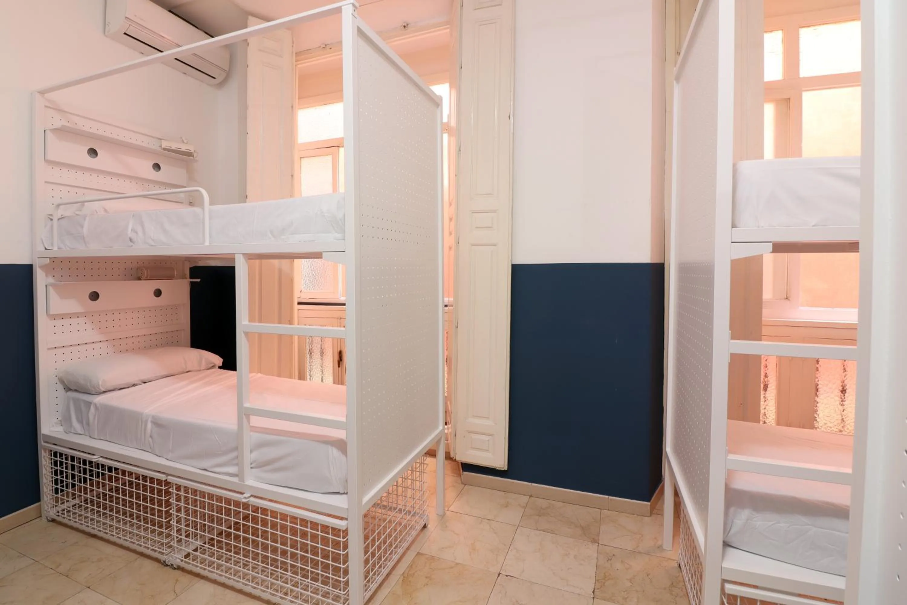 Bed in Feel Hostels City Center