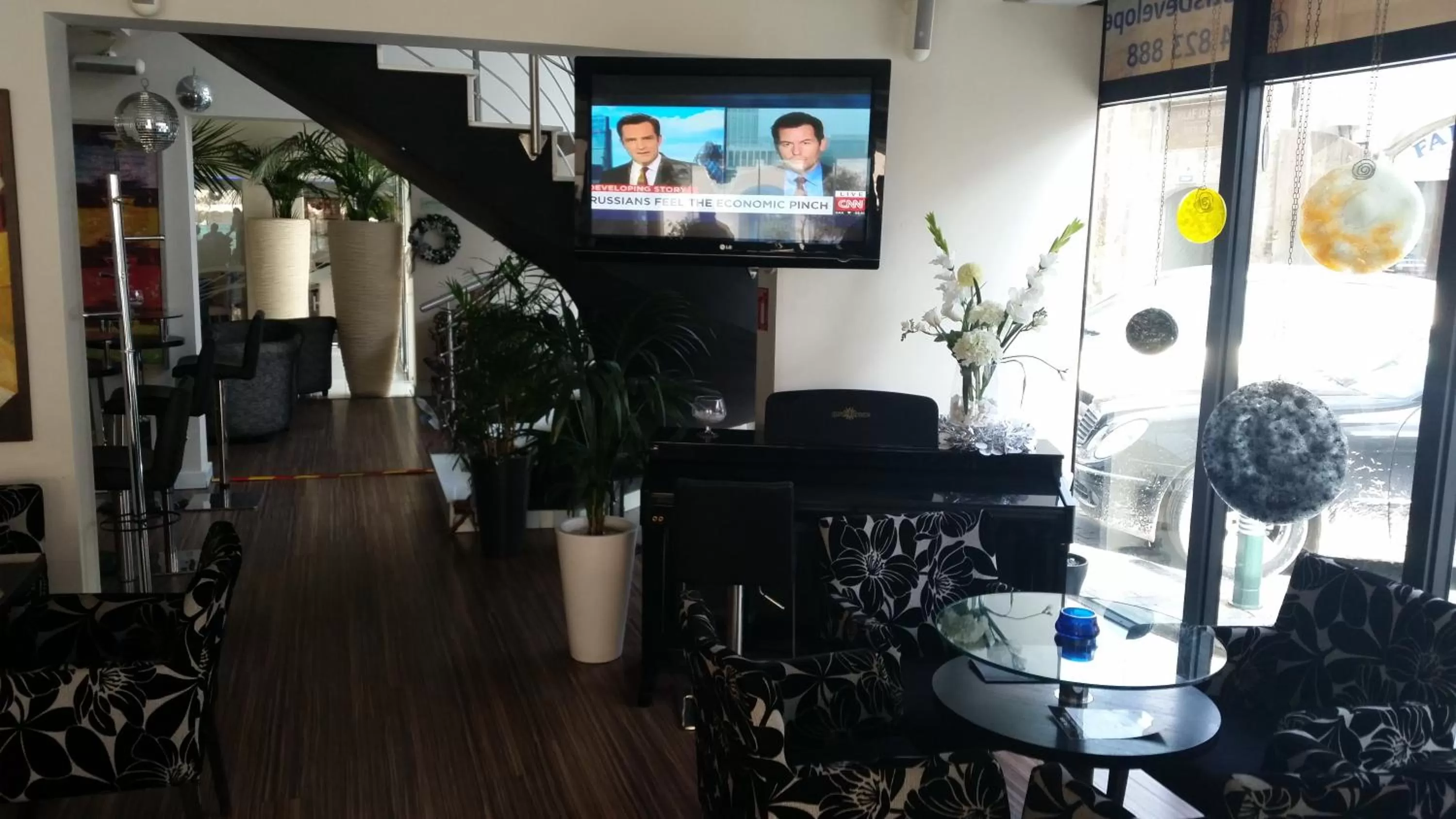 Lounge or bar in Livadhiotis City Hotel