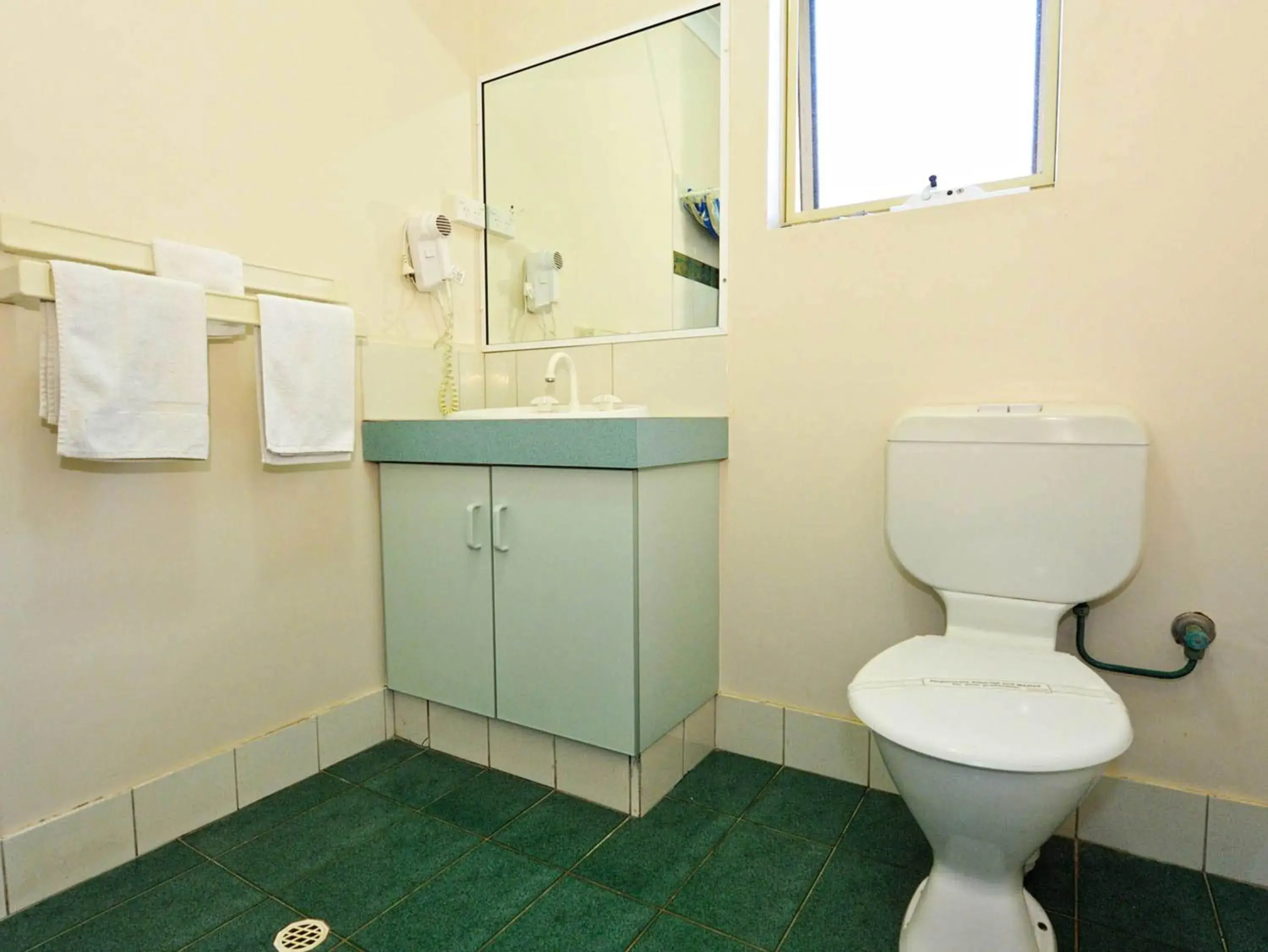 Day, Bathroom in Abrolhos Reef Lodge